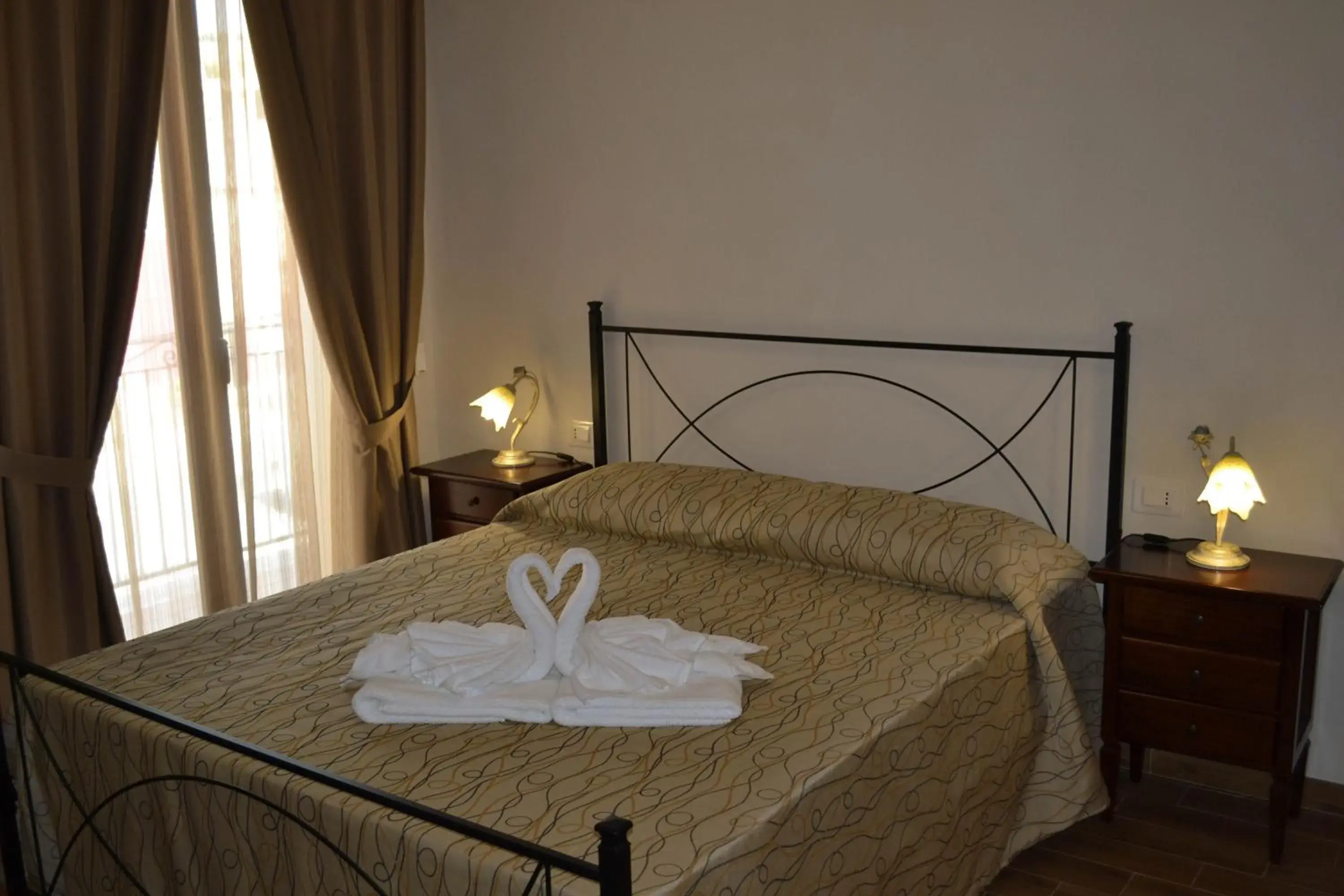 Triple Room with Balcony - single occupancy in B&B Castiglione Triple Room with Balcony - single occupancy in B&B Castiglione