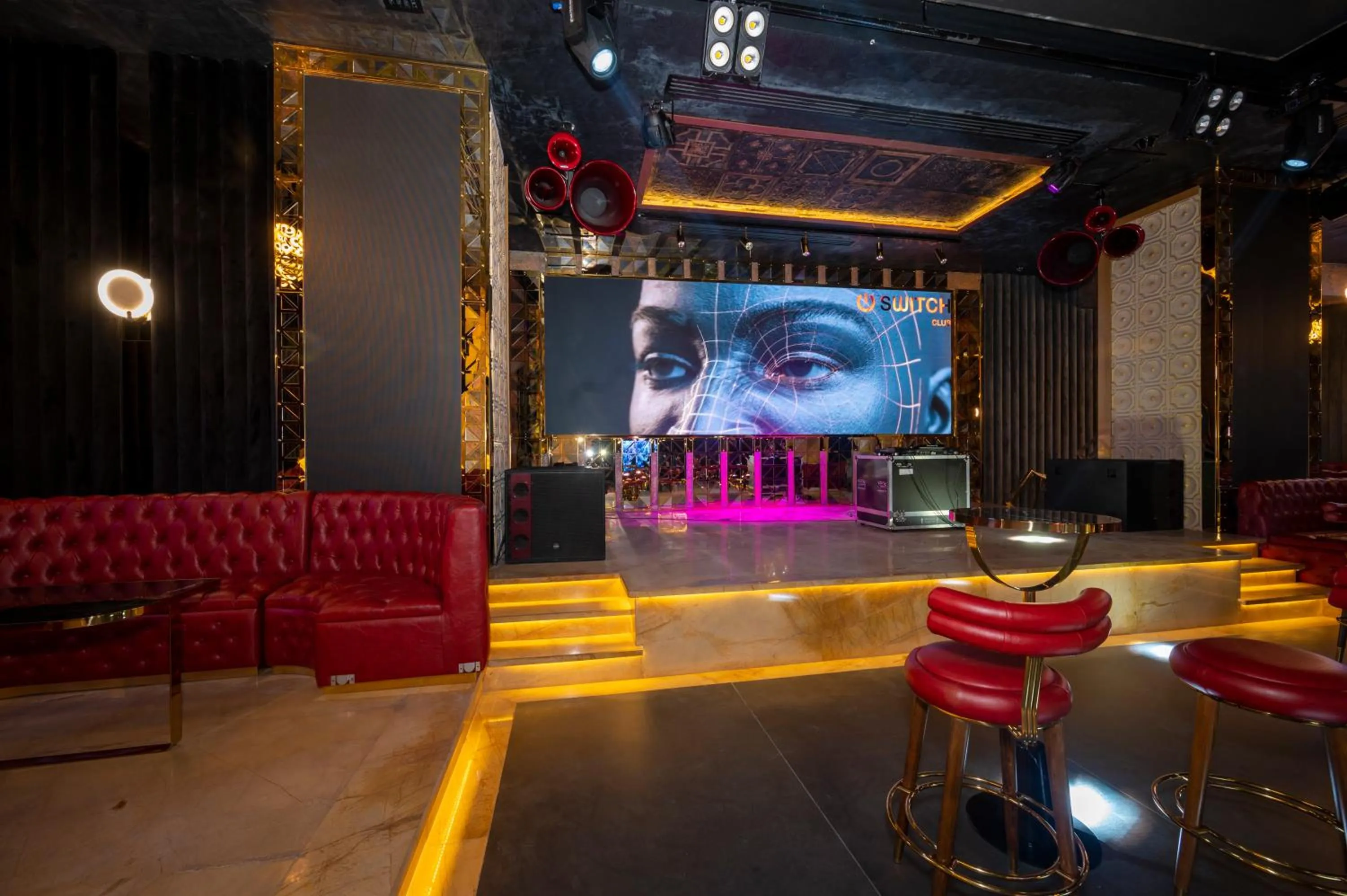 Evening entertainment in Wyndham Istanbul Old City