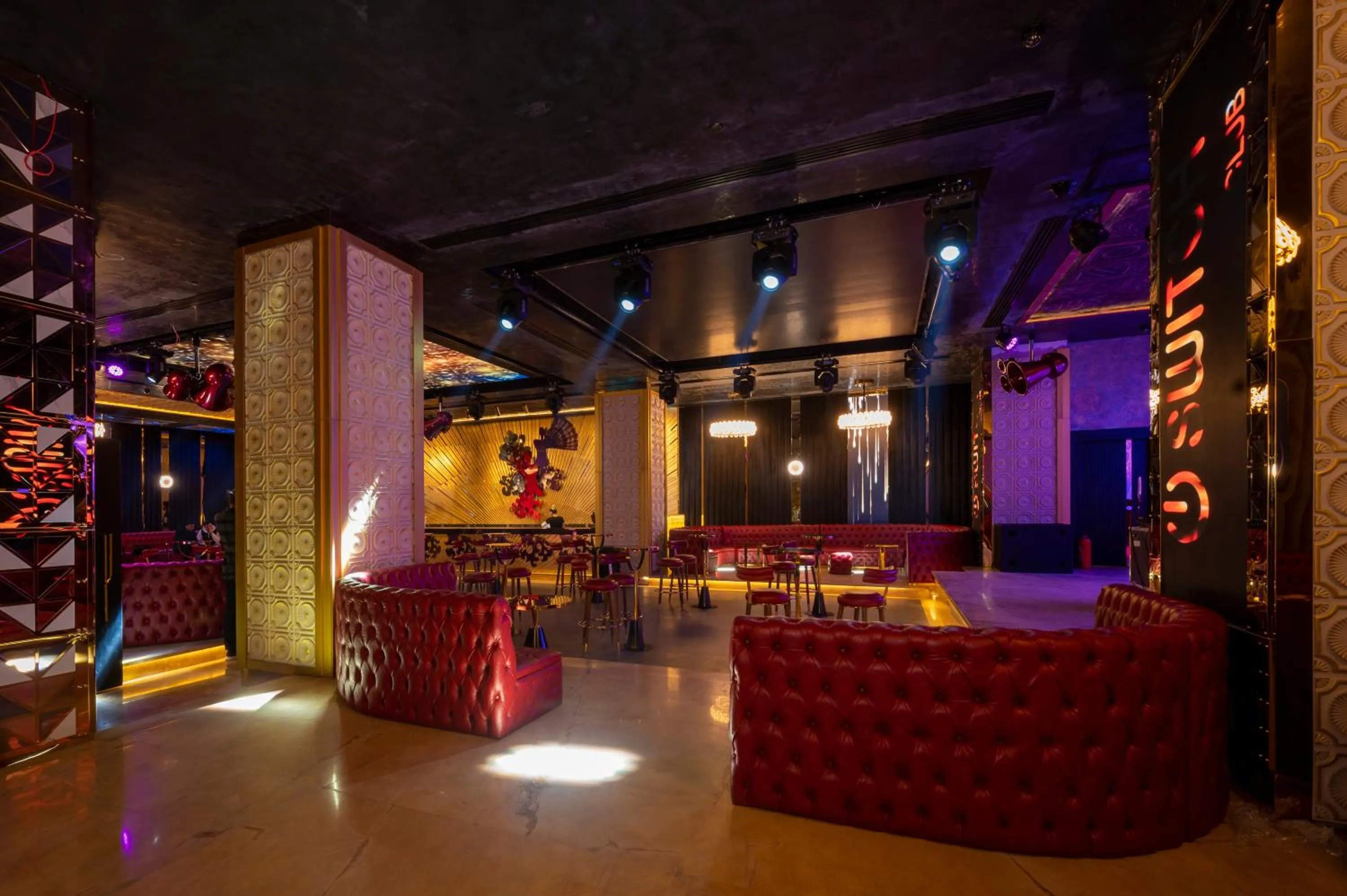 Seating area in Wyndham Istanbul Old City