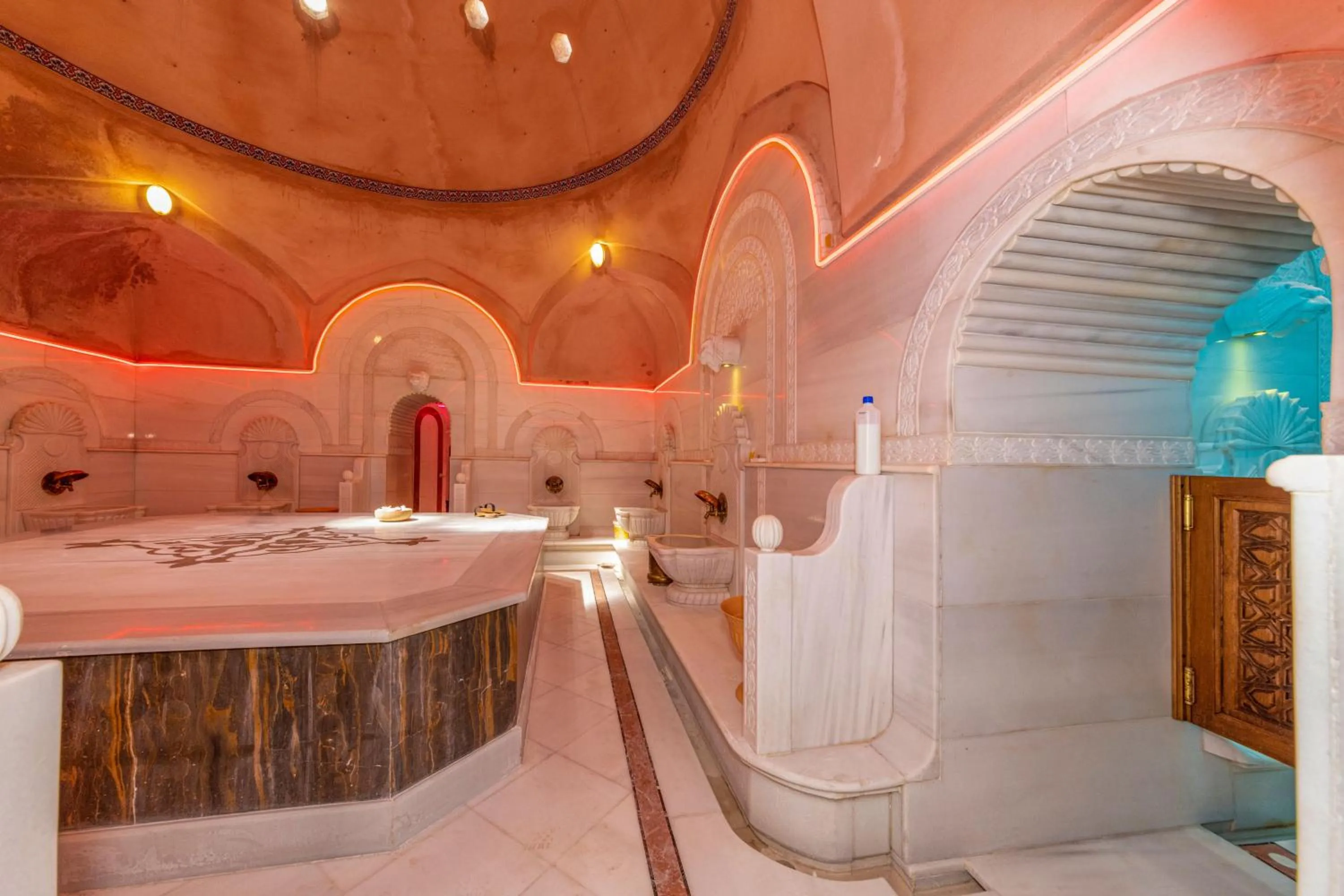 Open Air Bath in Wyndham Istanbul Old City