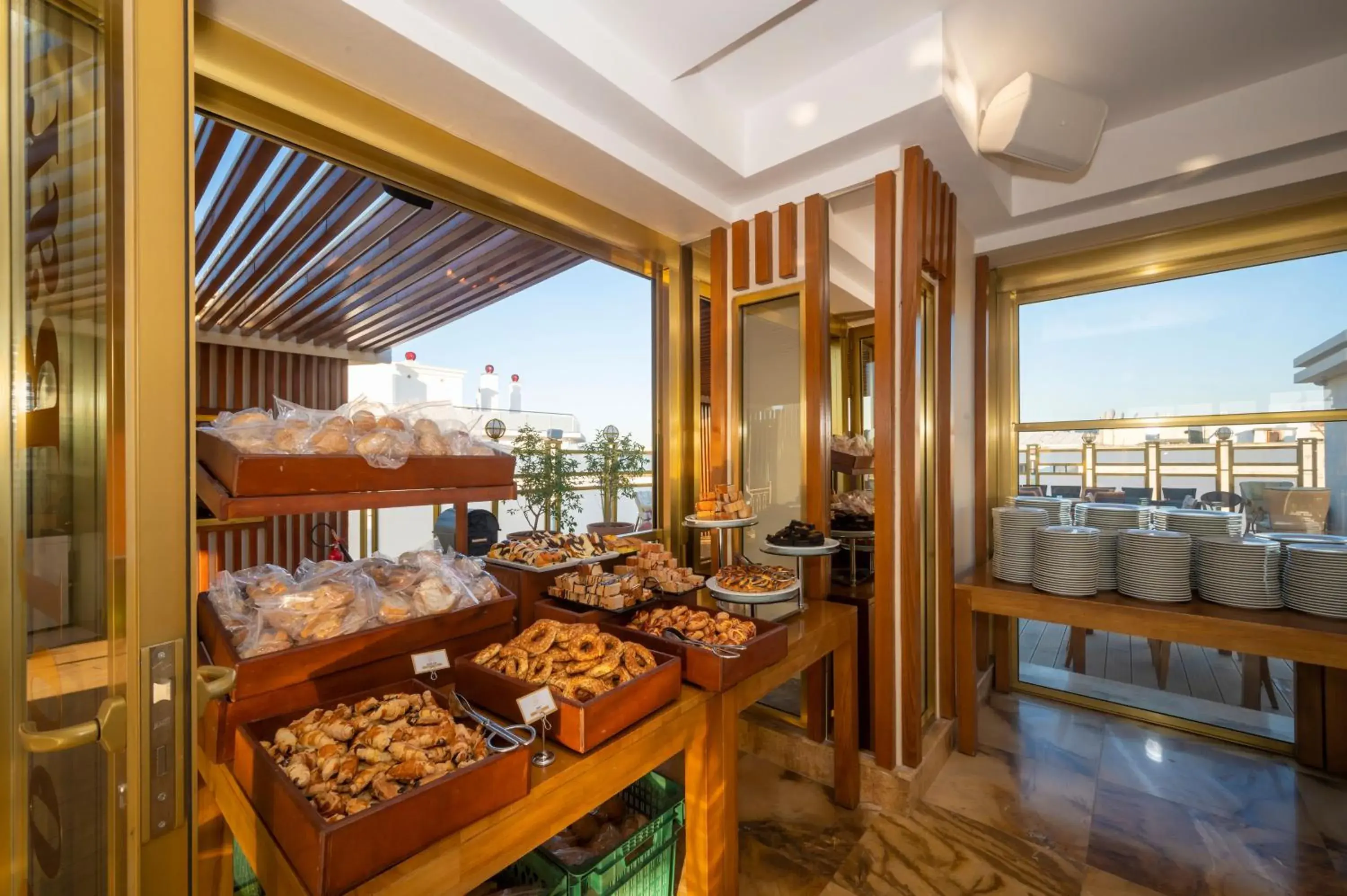 Restaurant/places to eat in Wyndham Istanbul Old City Restaurant/places to eat in Wyndham Istanbul Old City