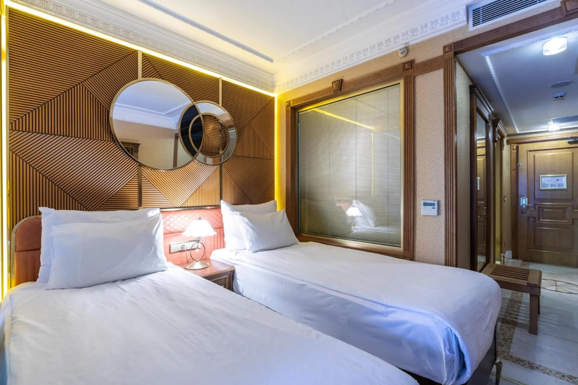 Bedroom, Bed in Wyndham Istanbul Old City