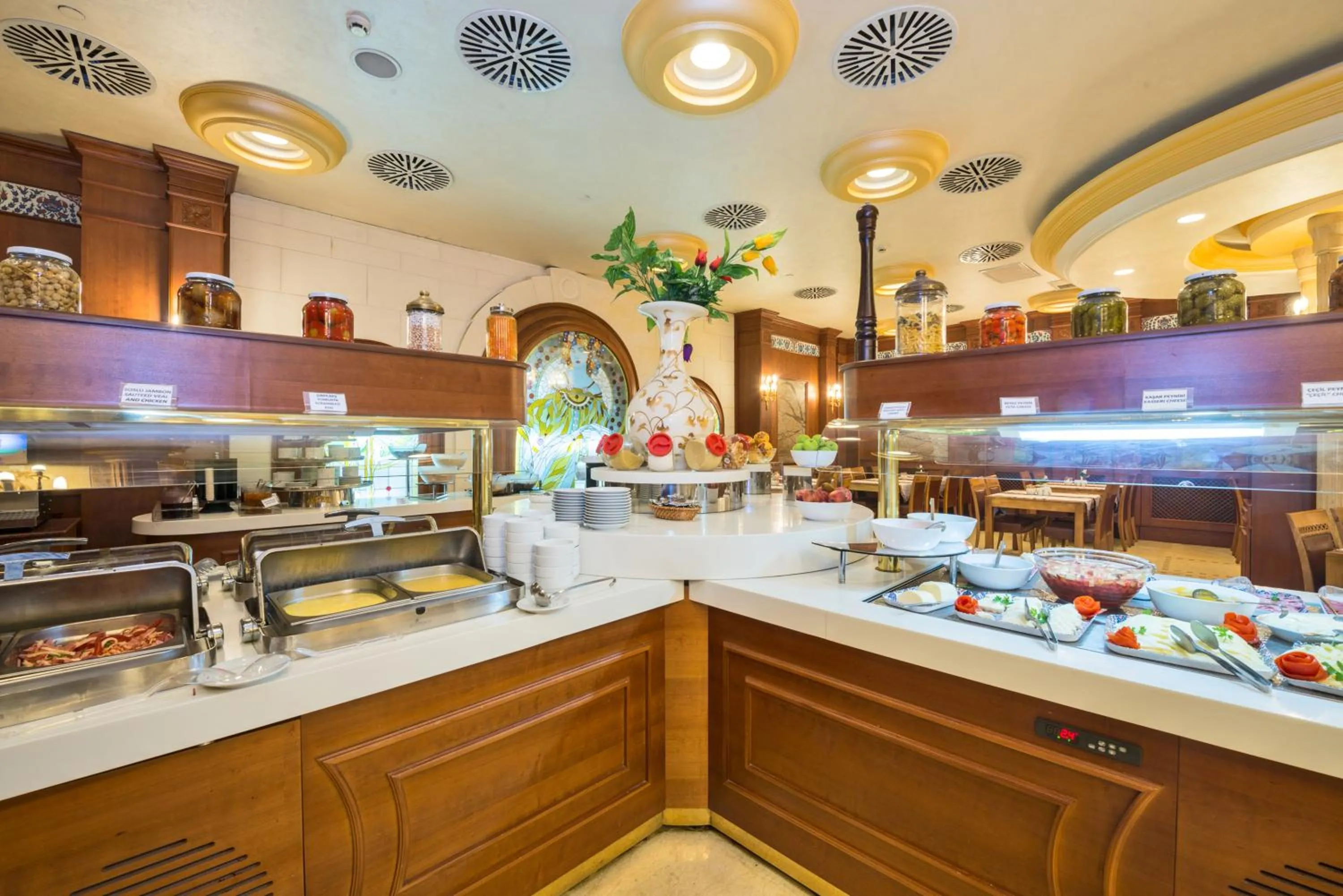 Buffet breakfast in Wyndham Istanbul Old City