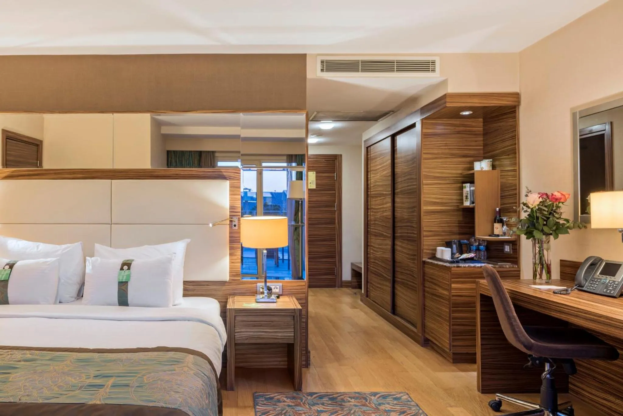 Photo of the whole room, Bed in Holiday Inn Sisli by IHG