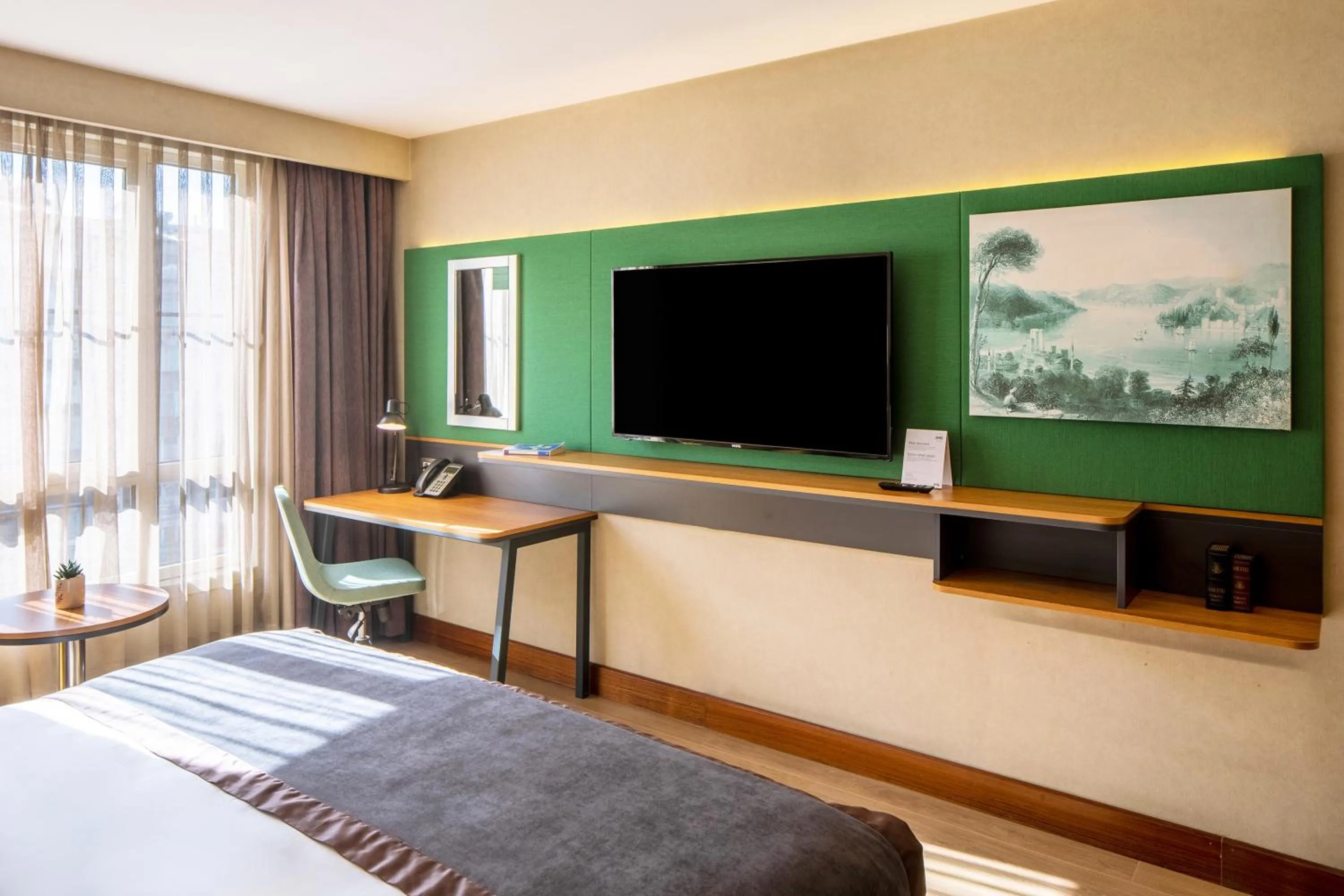 Bed in Holiday Inn Sisli by IHG
