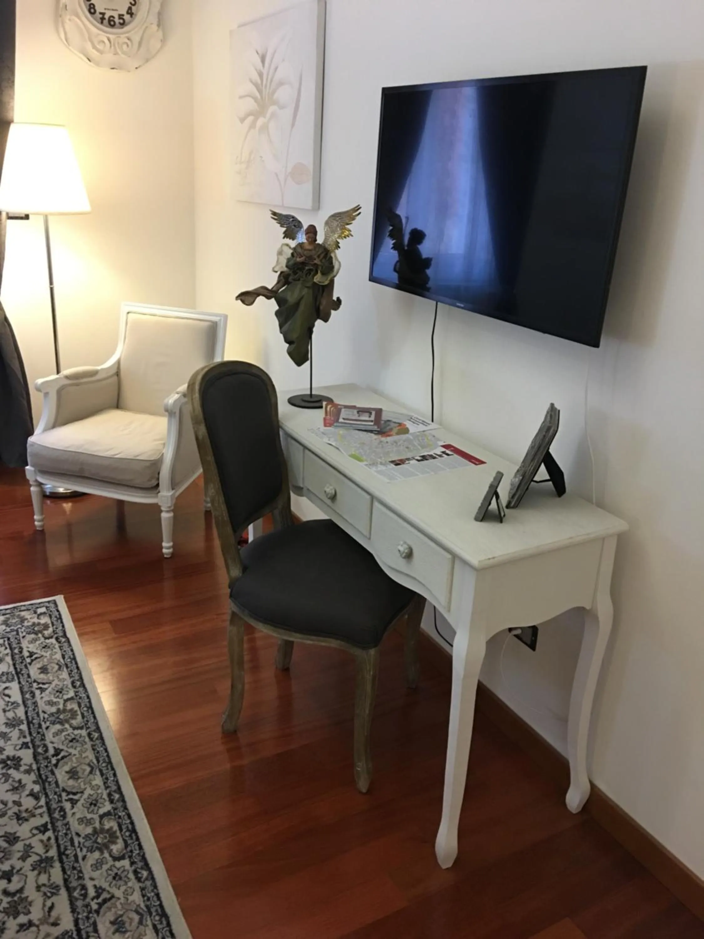 TV and multimedia in B&B Lame 87