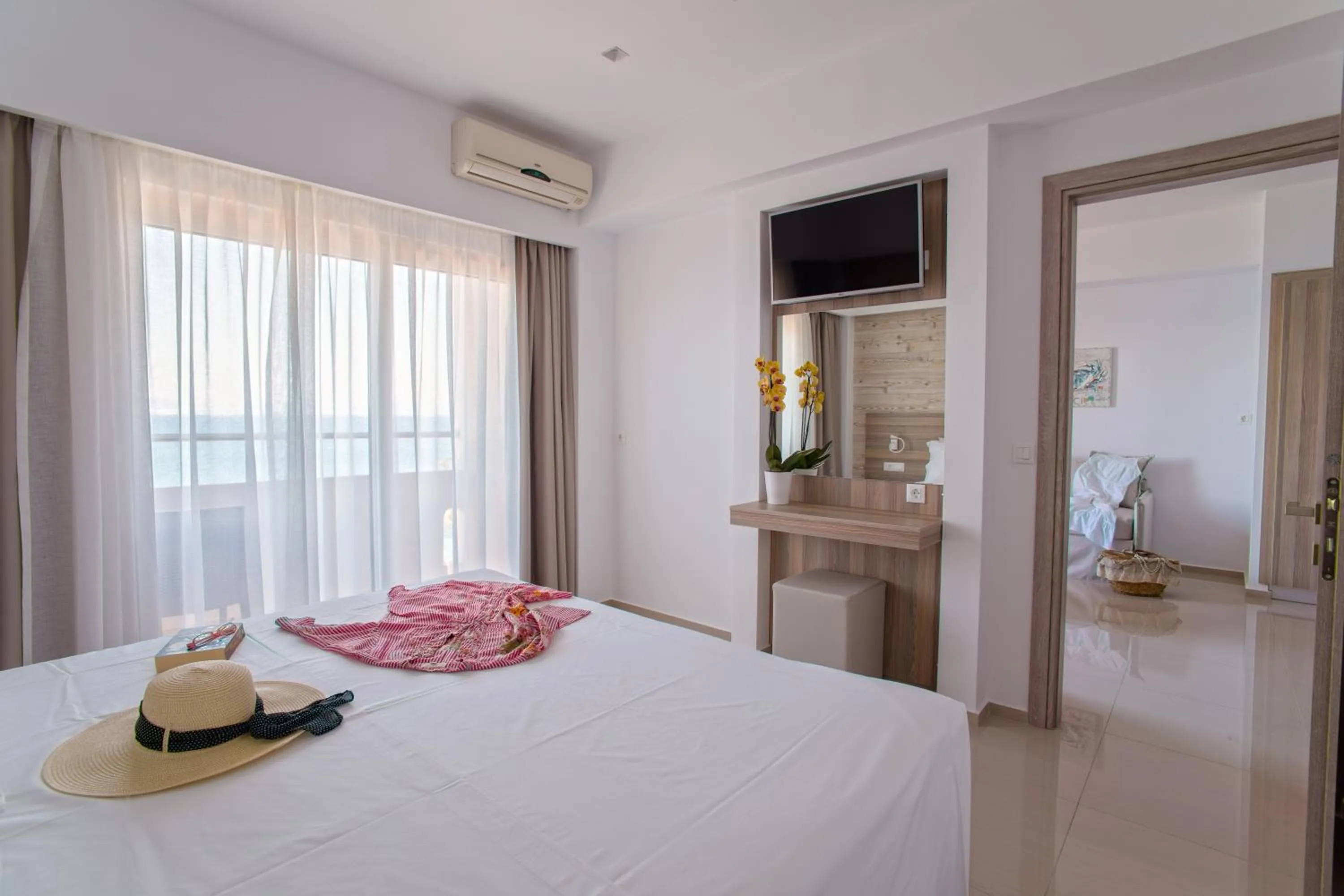 Balcony/Terrace, Bed in Orpheus Studios