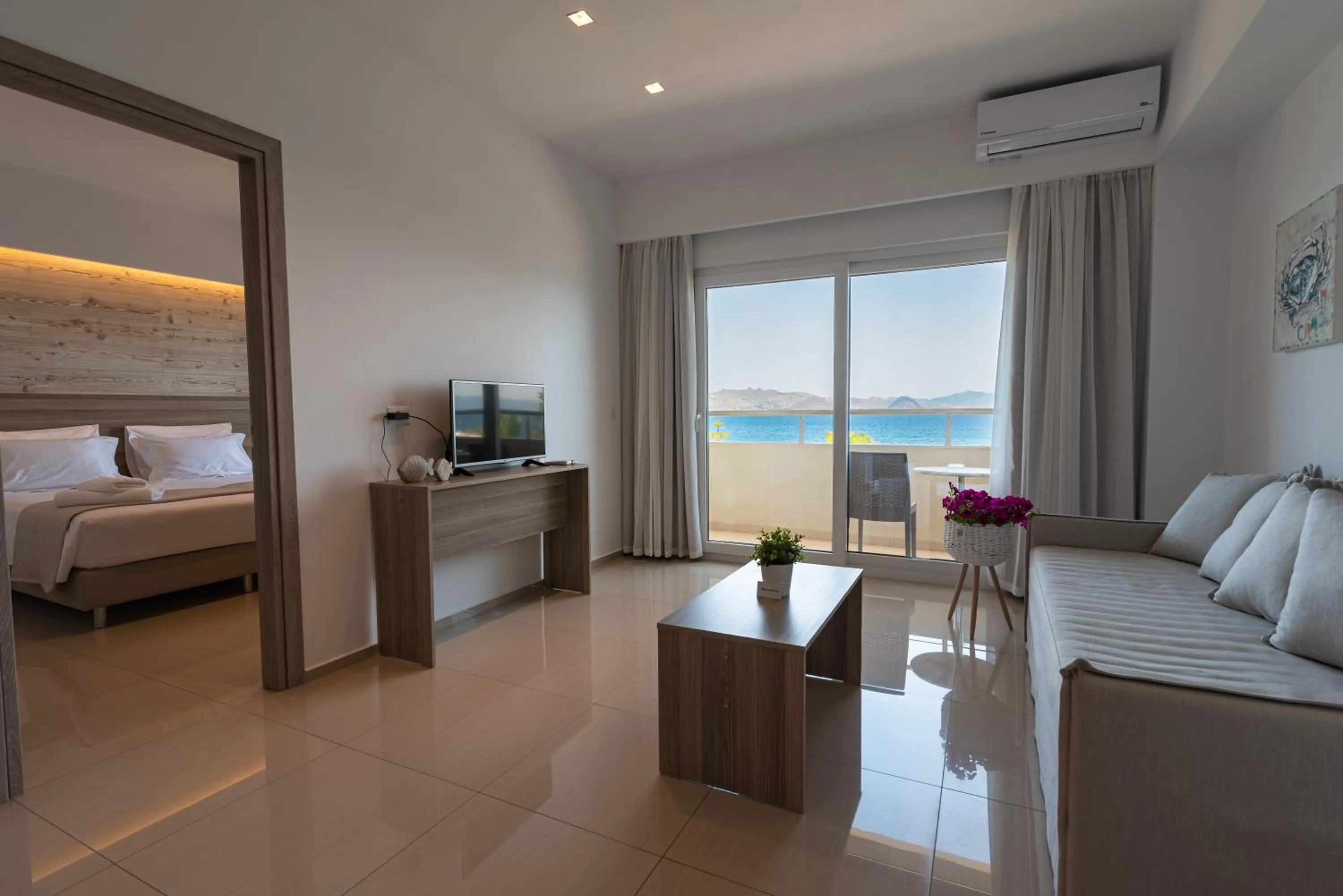 Living room, Bed in Orpheus Studios