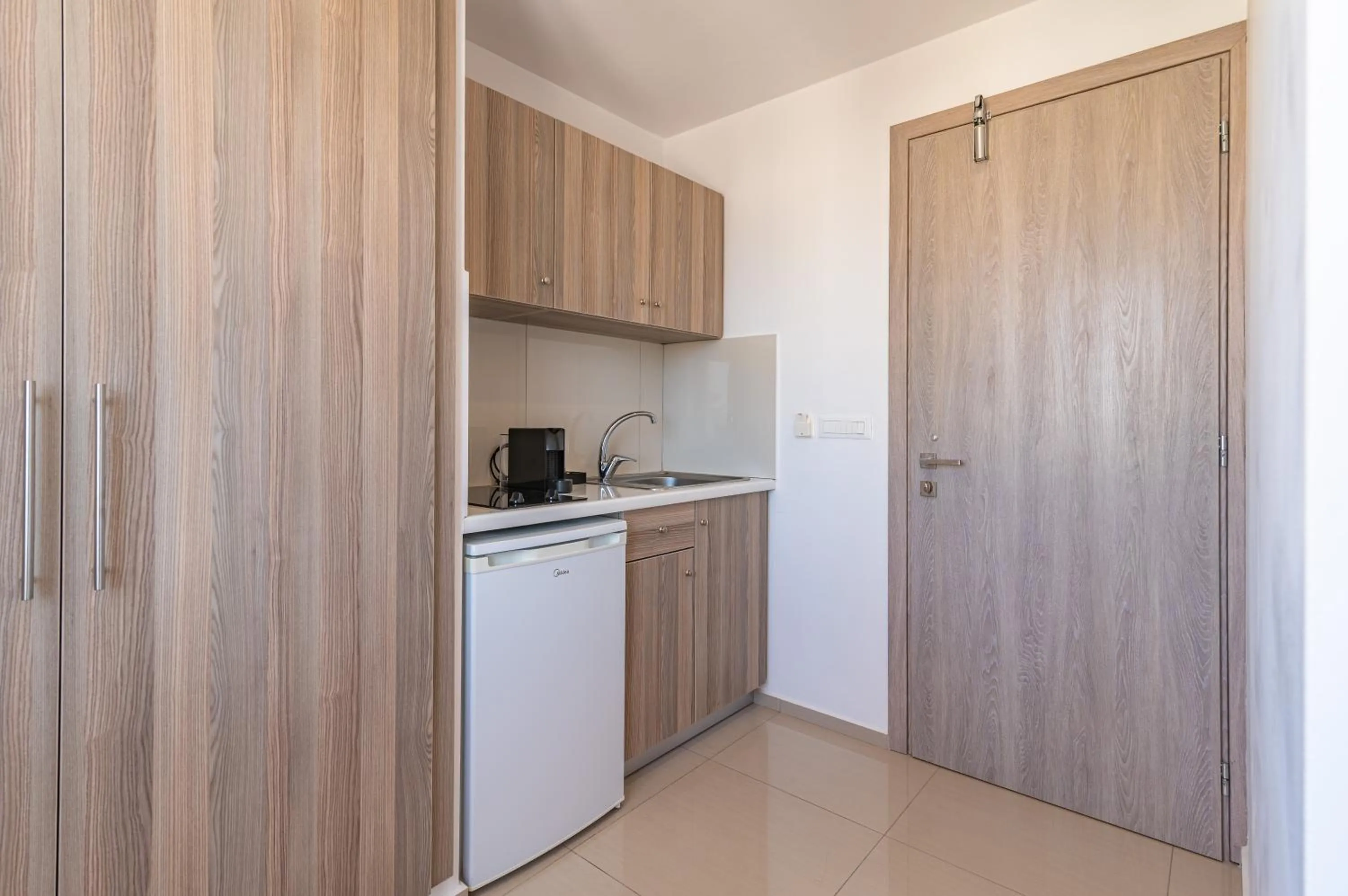 Kitchen or kitchenette in Orpheus Studios