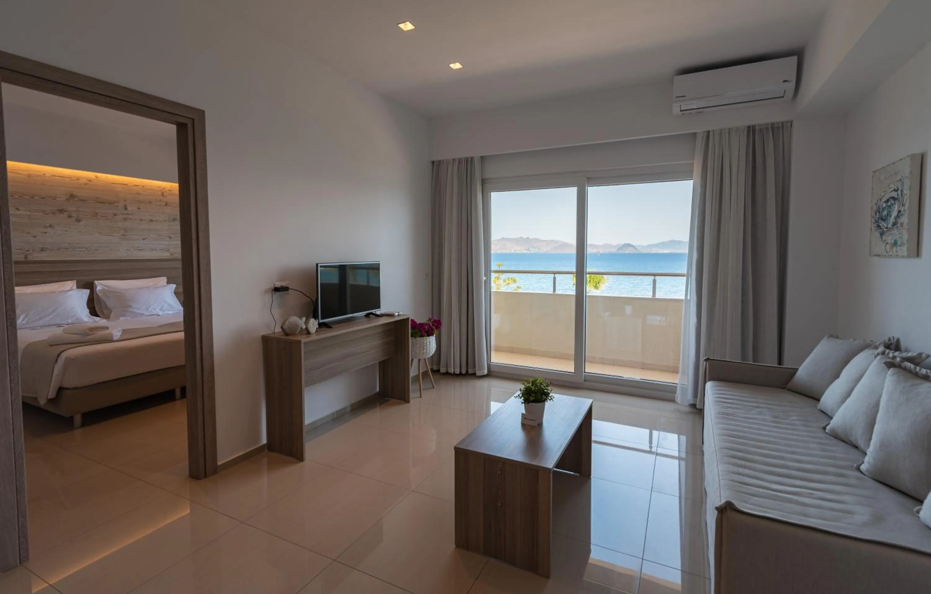 Living room, Bed in Orpheus Studios