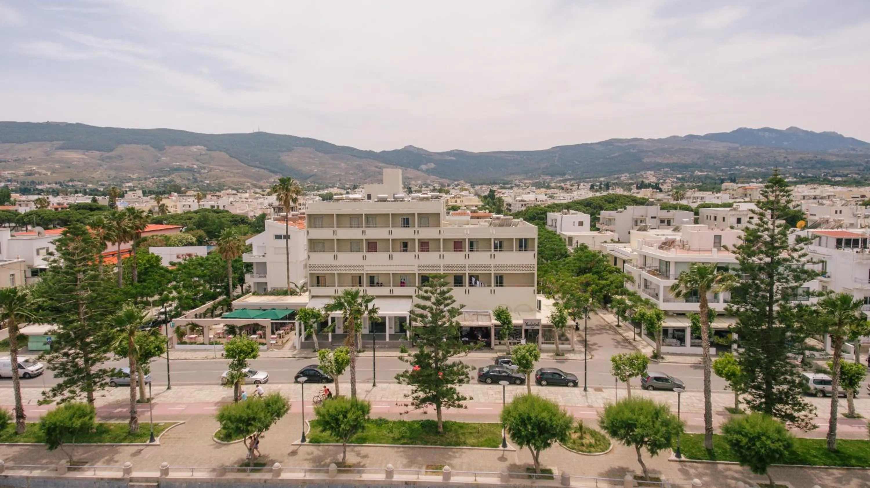 Restaurant/places to eat in Orpheus Studios