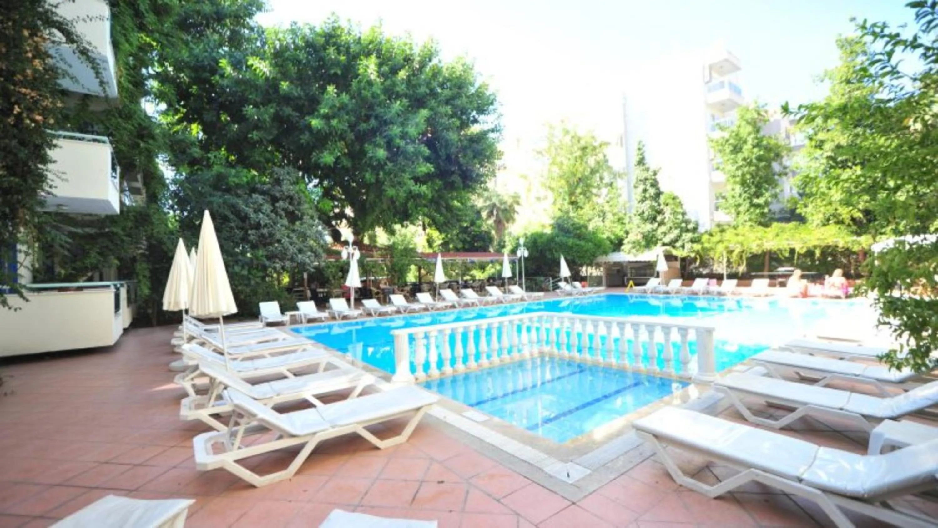 Swimming pool in Merhaba Hotel
