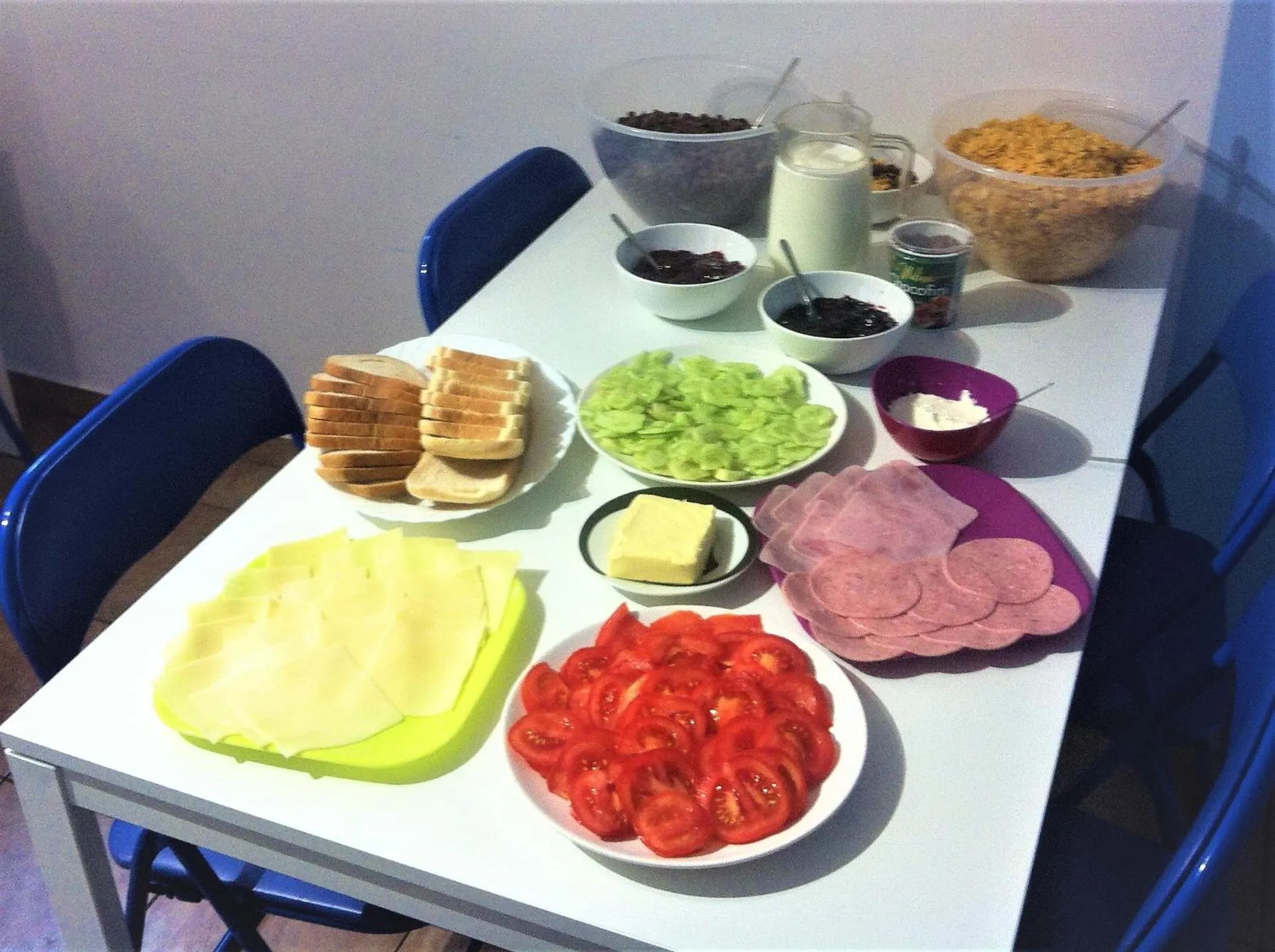 Continental breakfast in Smart Stay Hostel Gdynia