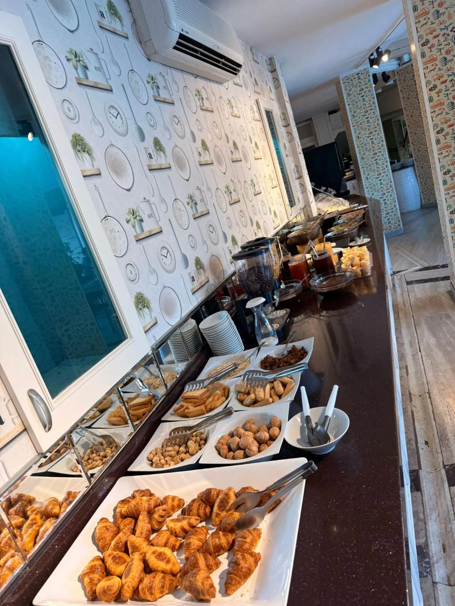 Breakfast in Ata Park Hotel