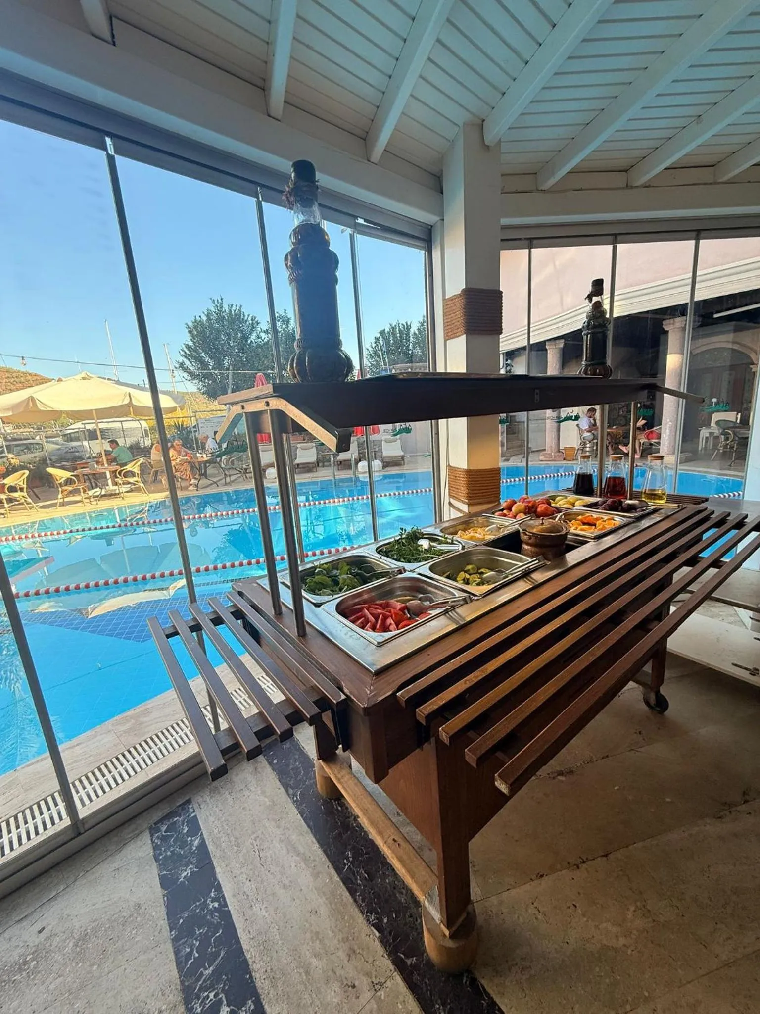 Breakfast in Ata Park Hotel