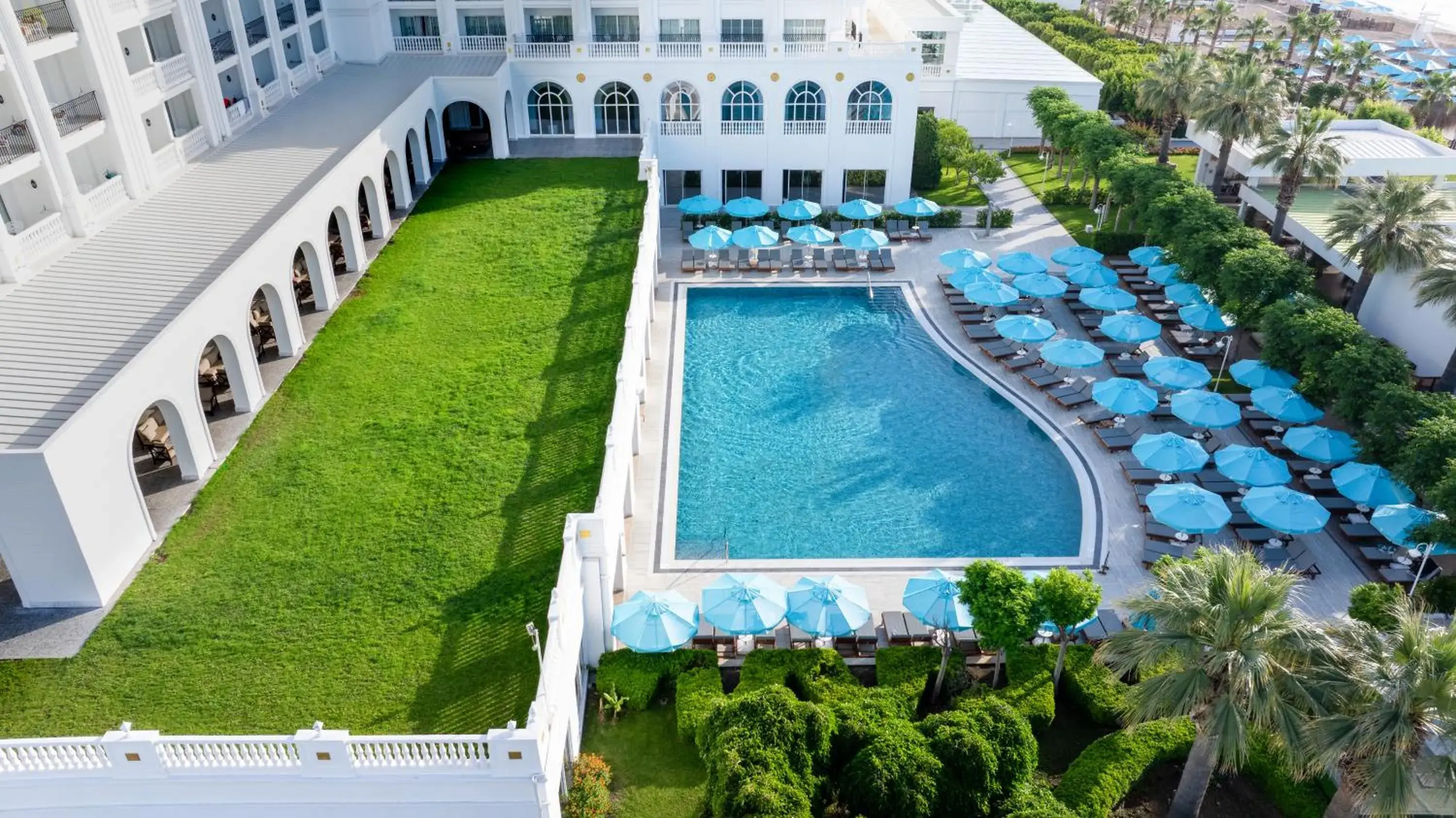 Swimming pool in Nirvana Dolce Vita - Ultra All Inclusive Swimming pool in Nirvana Dolce Vita - Ultra All Inclusive