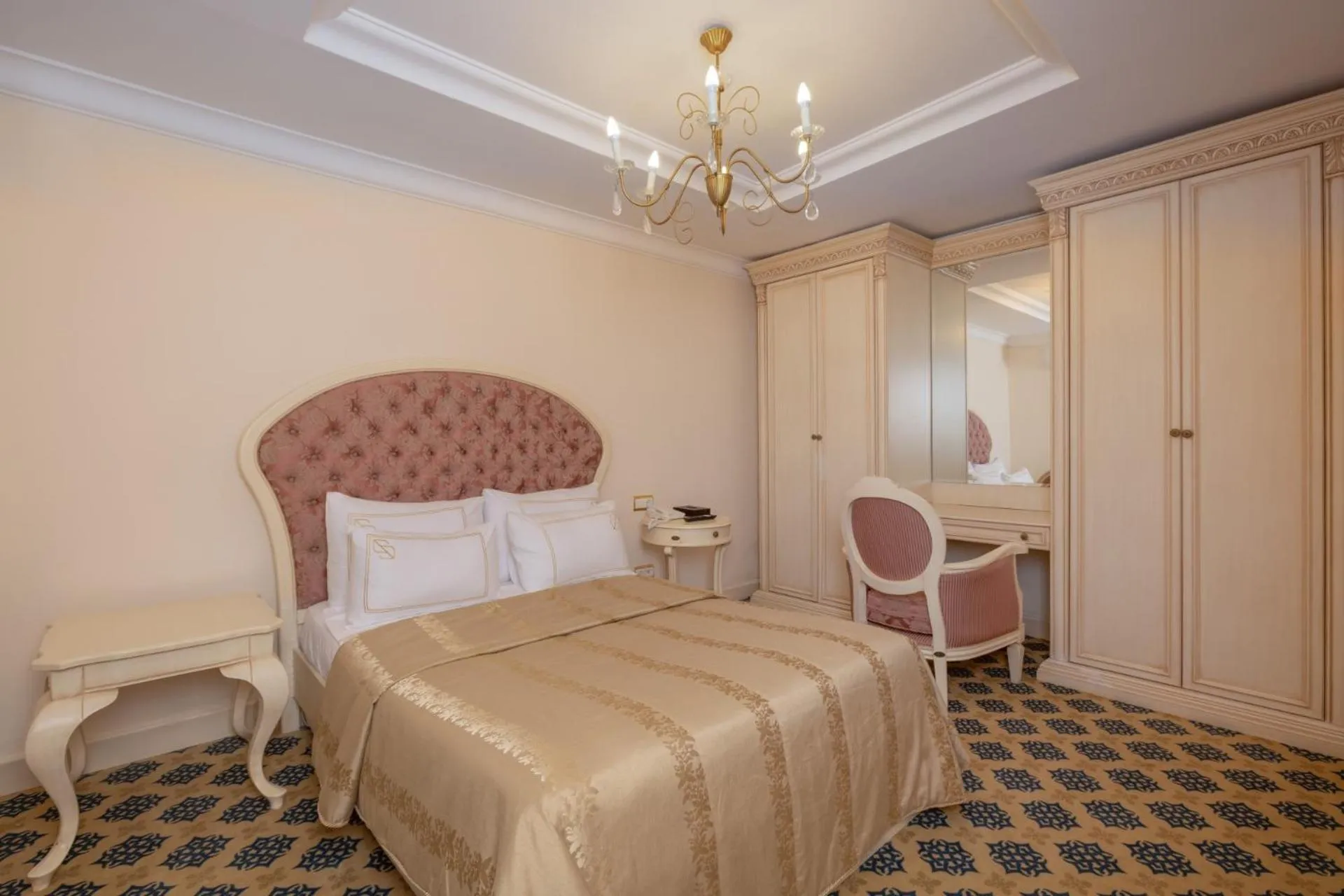 Bedroom, Bed in Nirvana Dolce Vita - Ultra All Inclusive