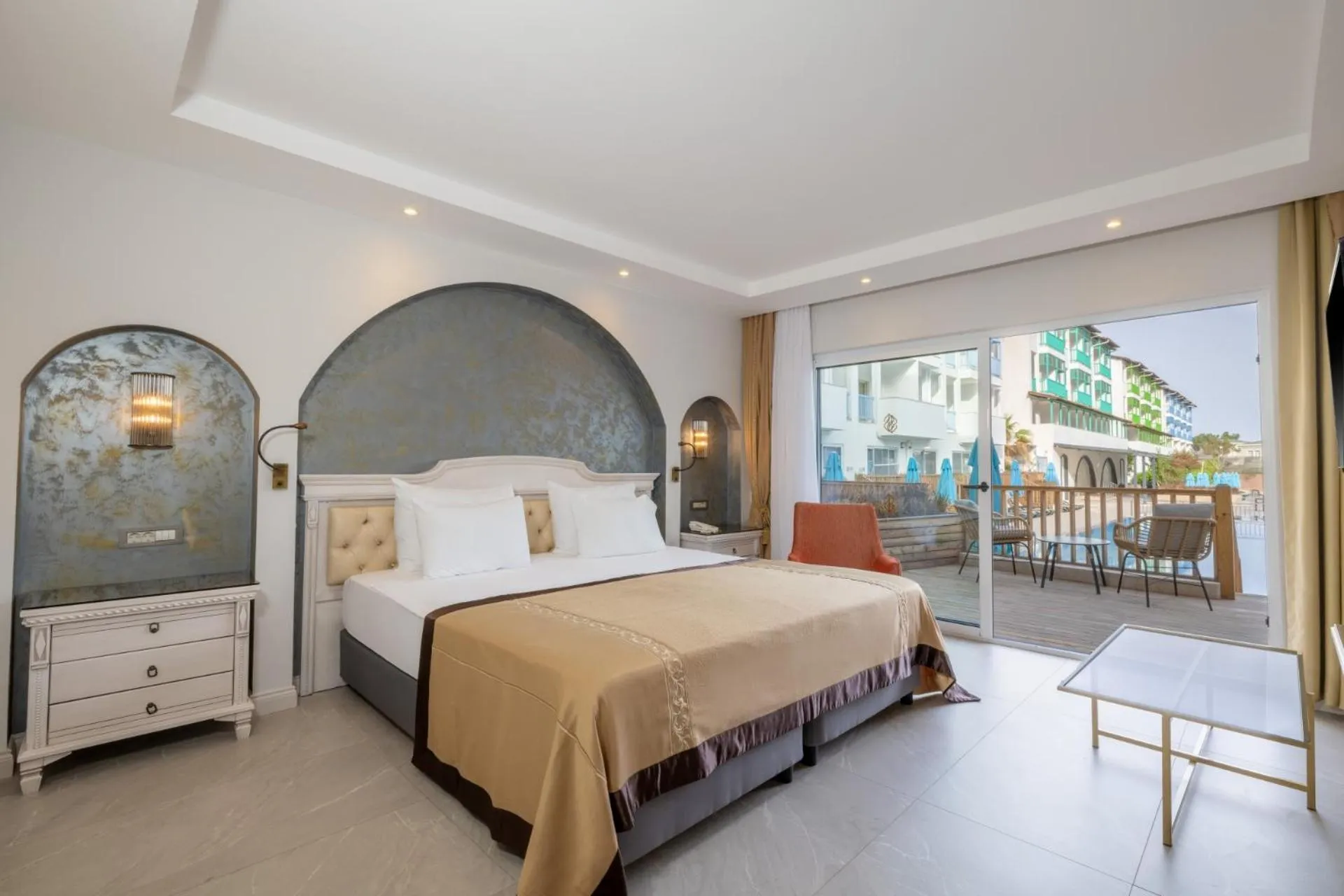 Bedroom, Bed in Nirvana Dolce Vita - Ultra All Inclusive