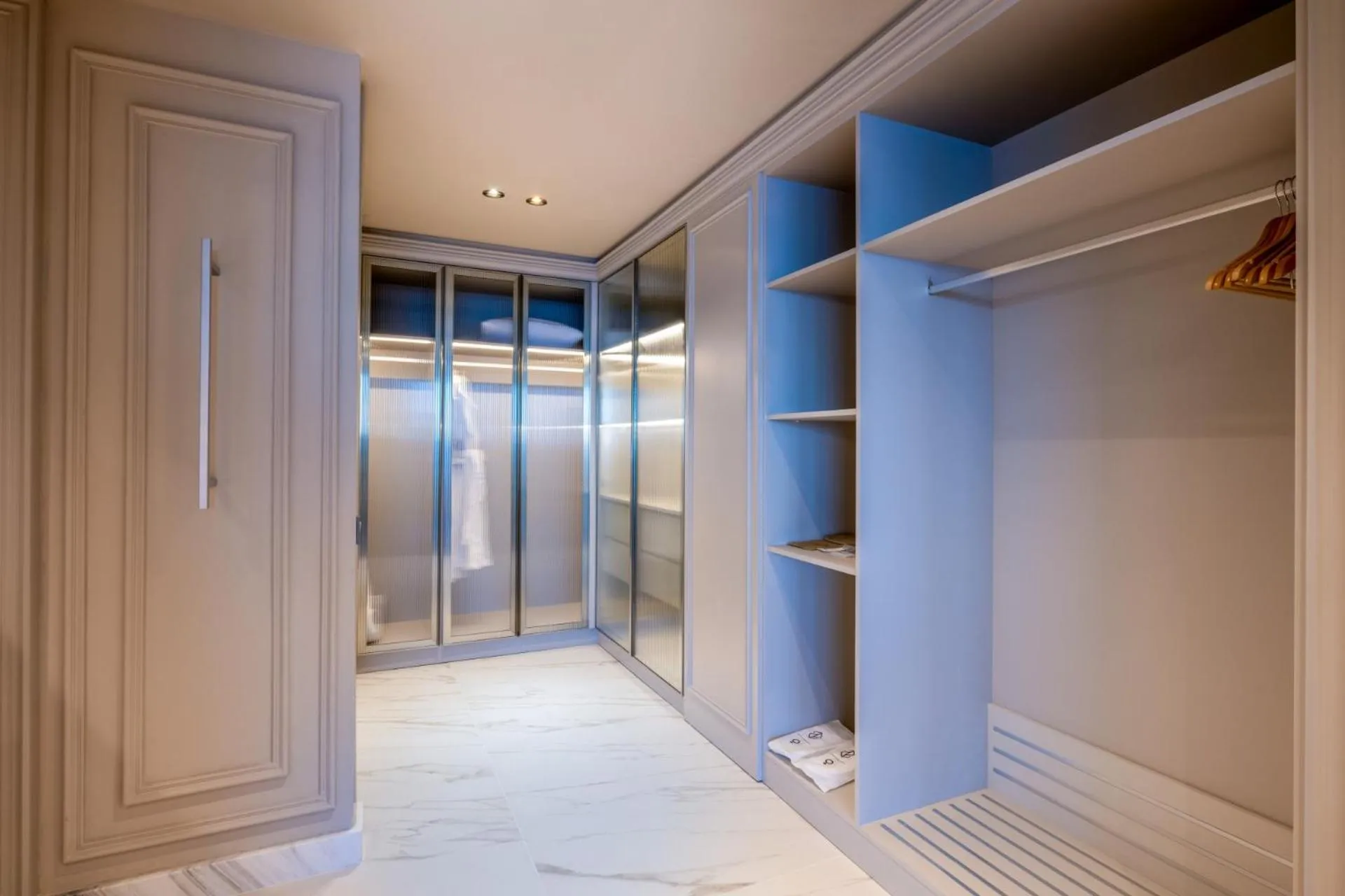 wardrobe in Nirvana Dolce Vita - Ultra All Inclusive