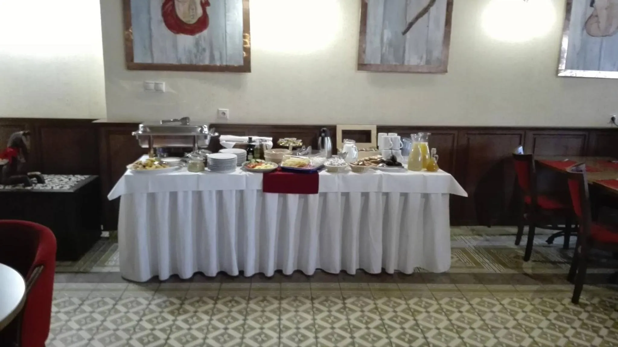 Buffet breakfast in Hotel Bristol
