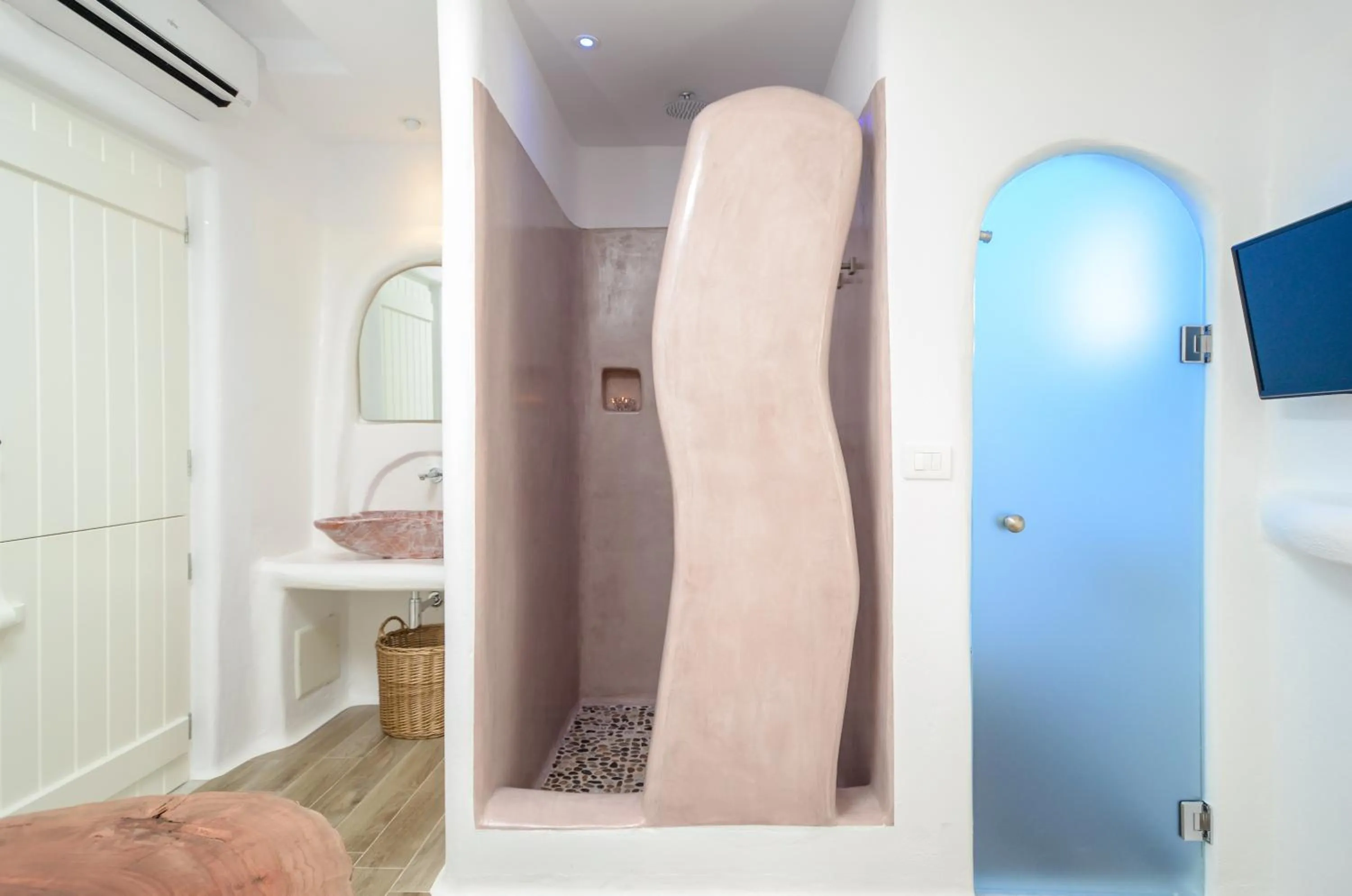 Naxos Island Escape Suites