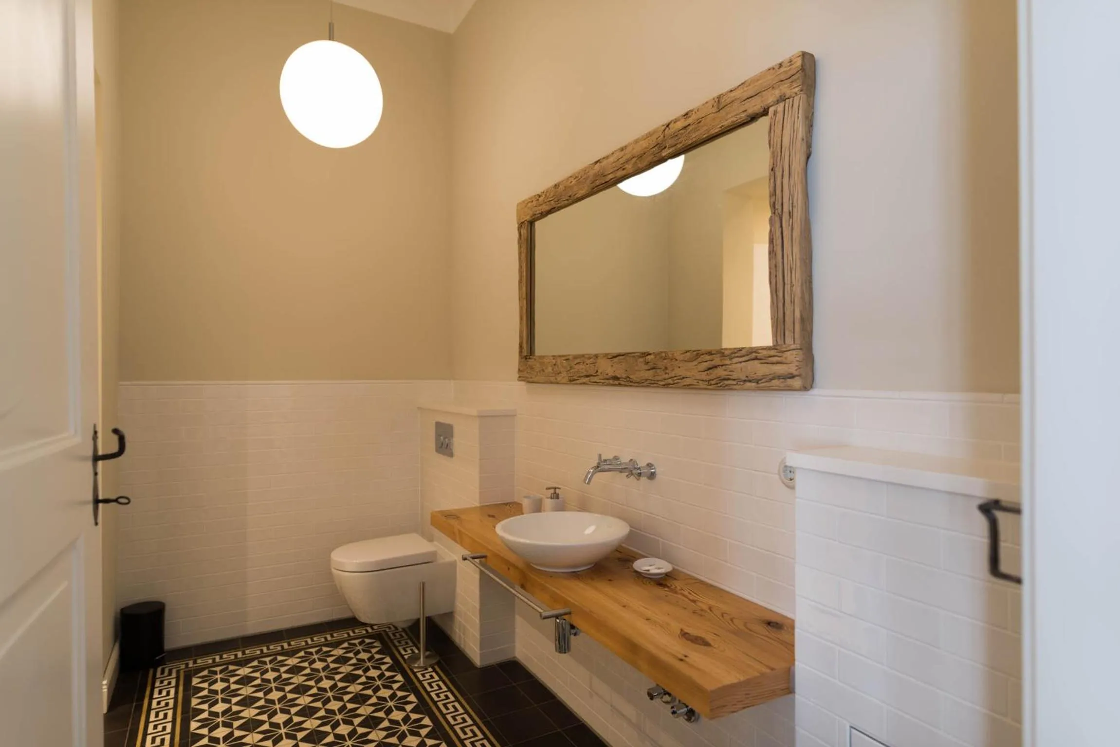Toilet in Schloss Beuchow