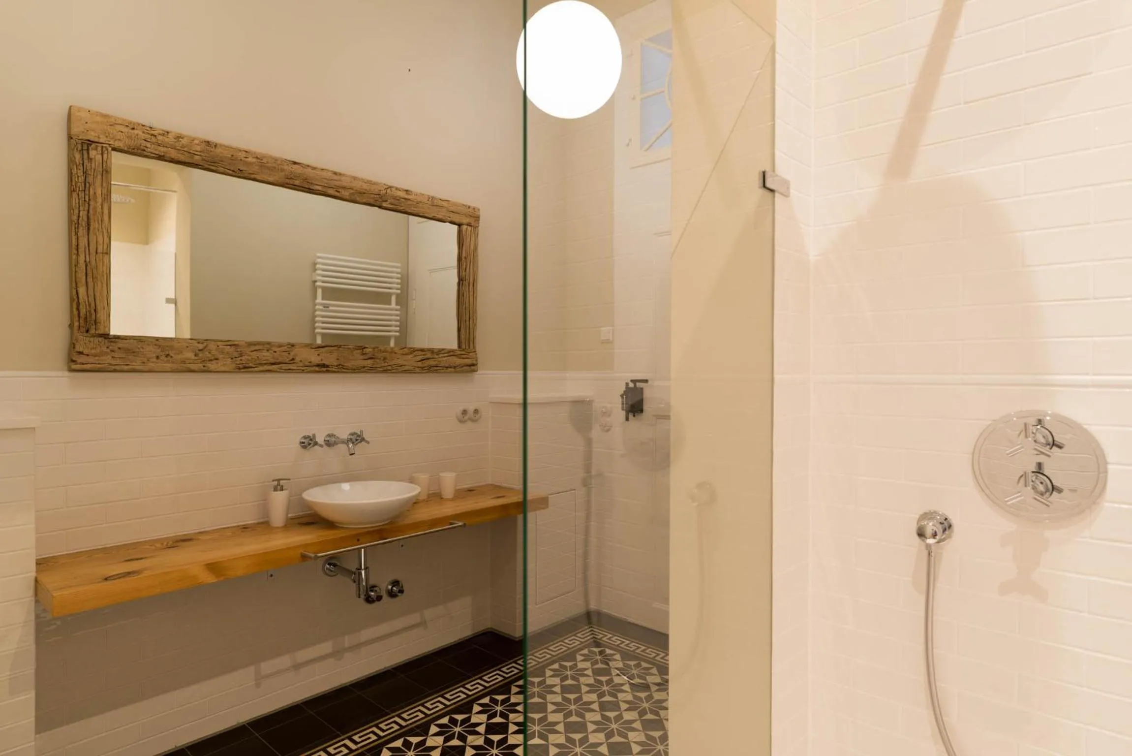 Shower in Schloss Beuchow