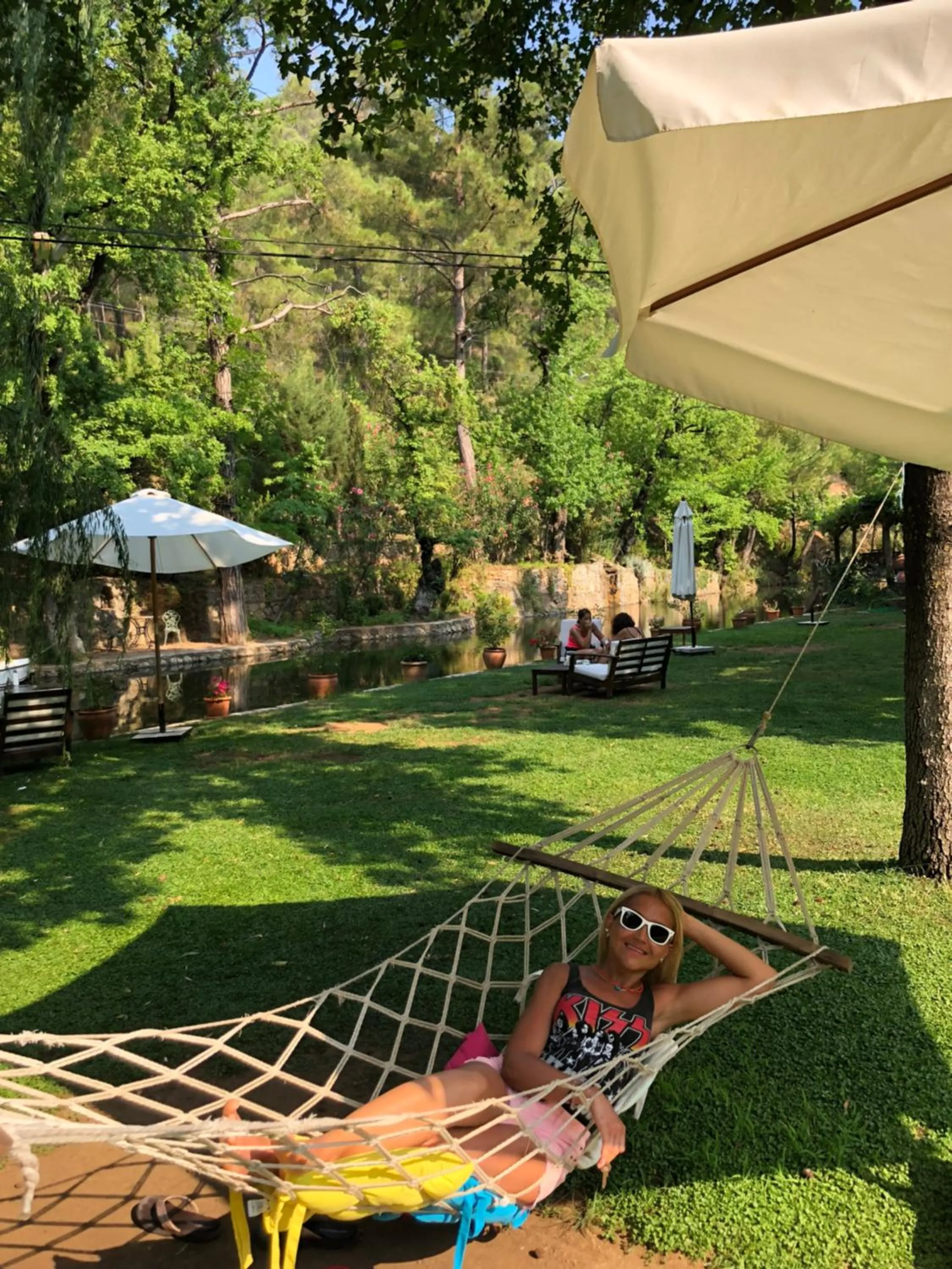 Restaurant/places to eat in Dalya Life