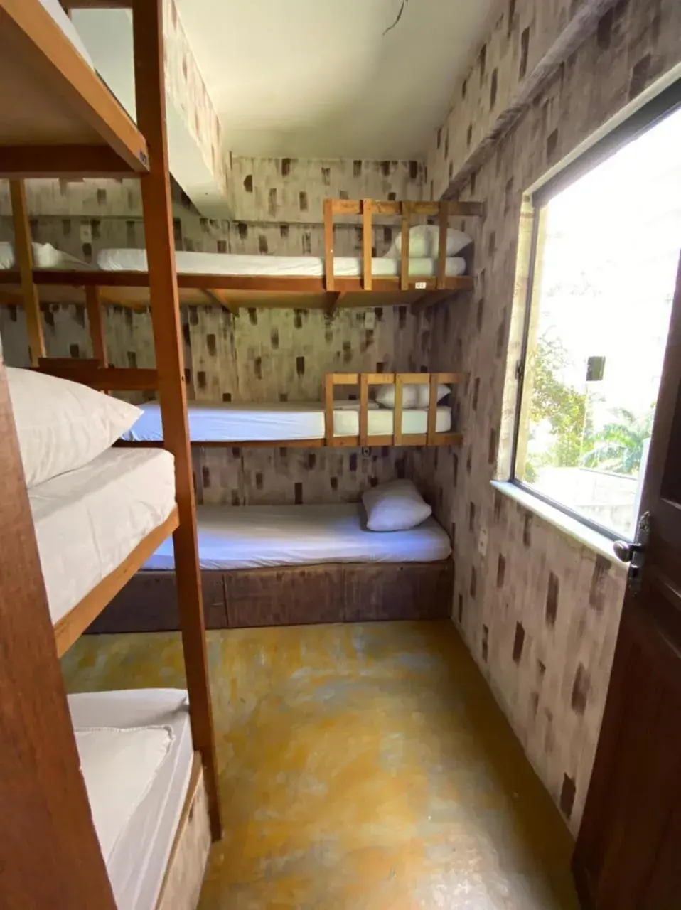Single Bed in Mixed Dormitory Room in Hostel Da Bruna - Botafogo Single Bed in Mixed Dormitory Room in Hostel Da Bruna - Botafogo