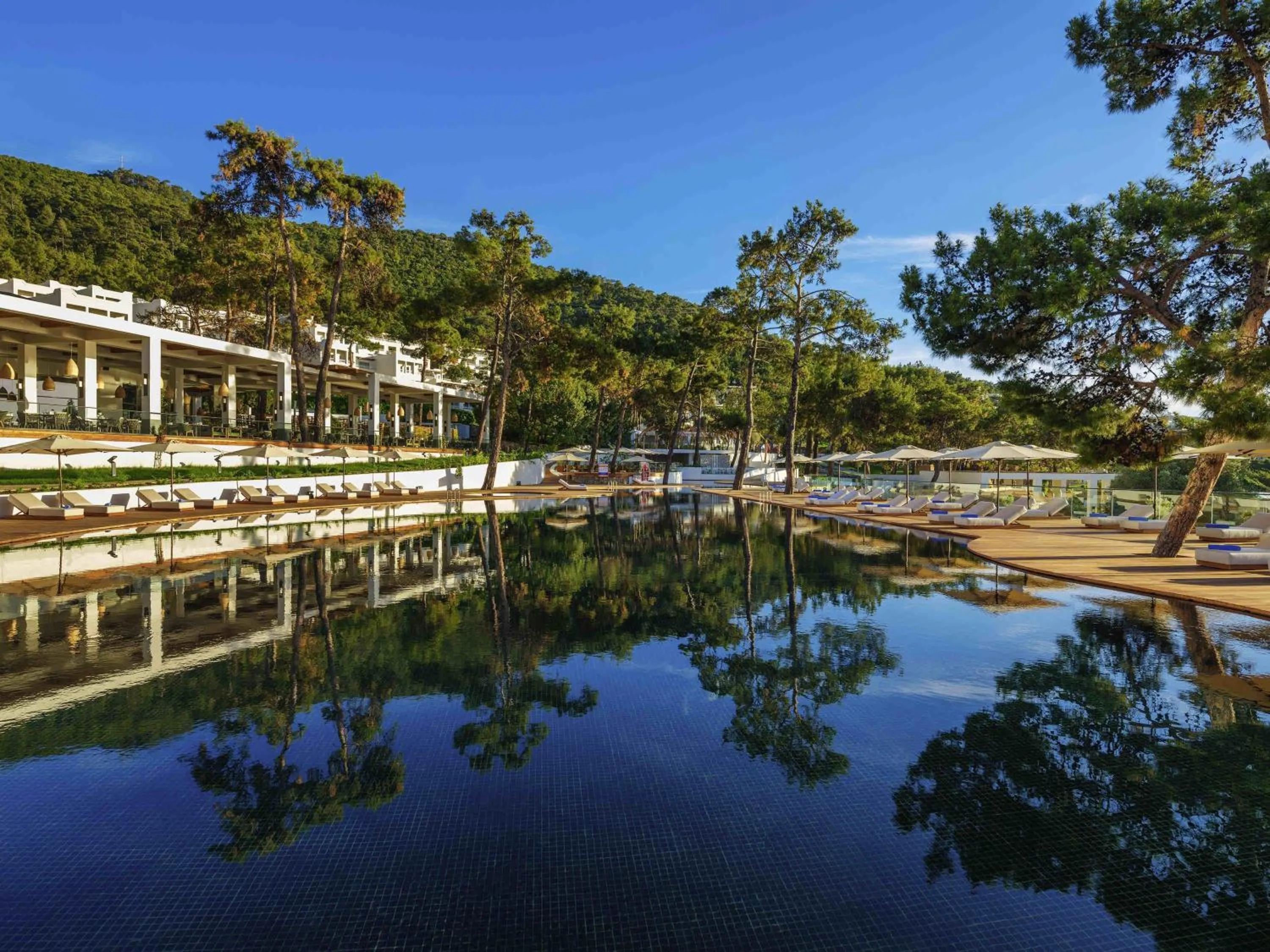 Pool view in Rixos Premium Bodrum