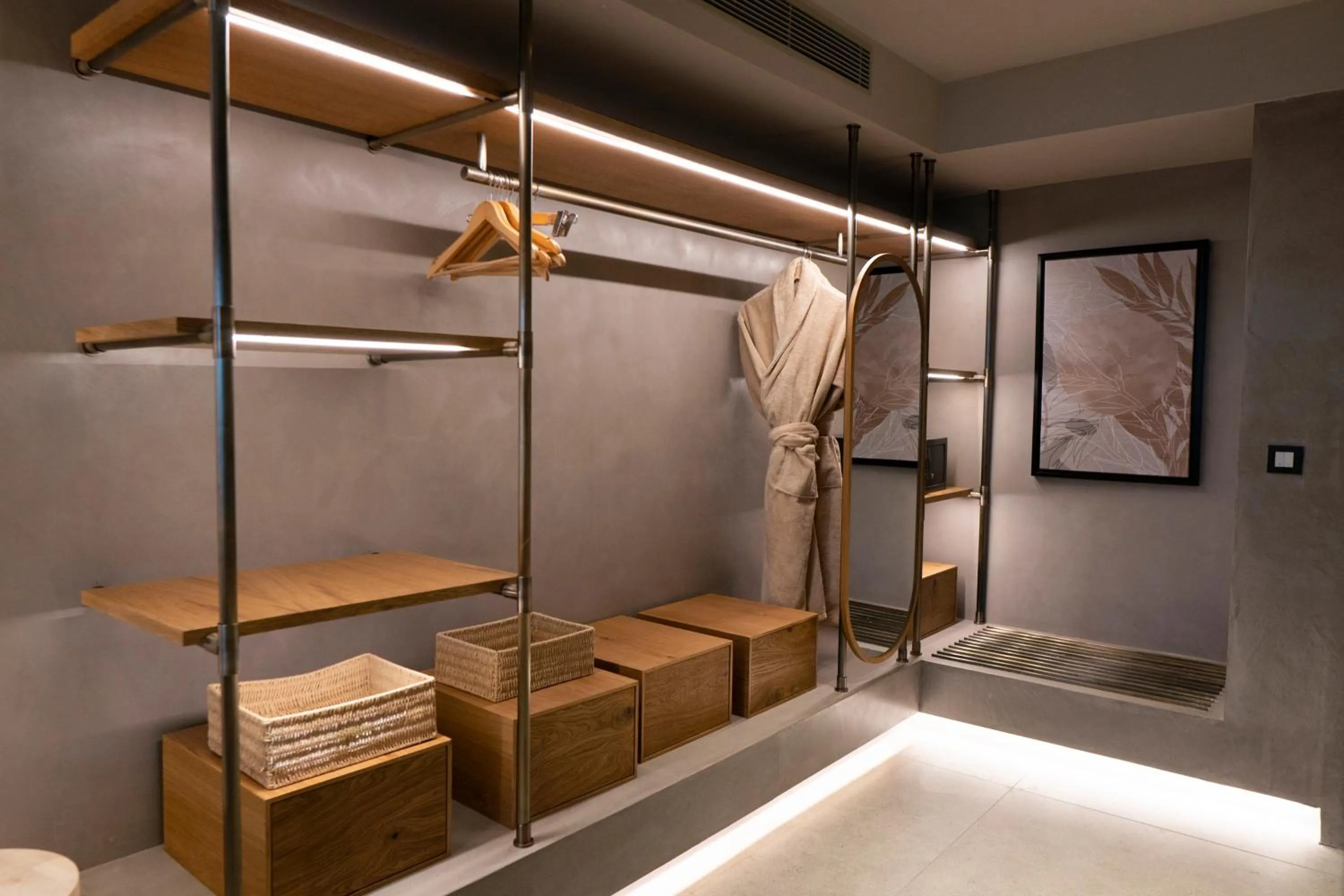 wardrobe in Rixos Premium Bodrum