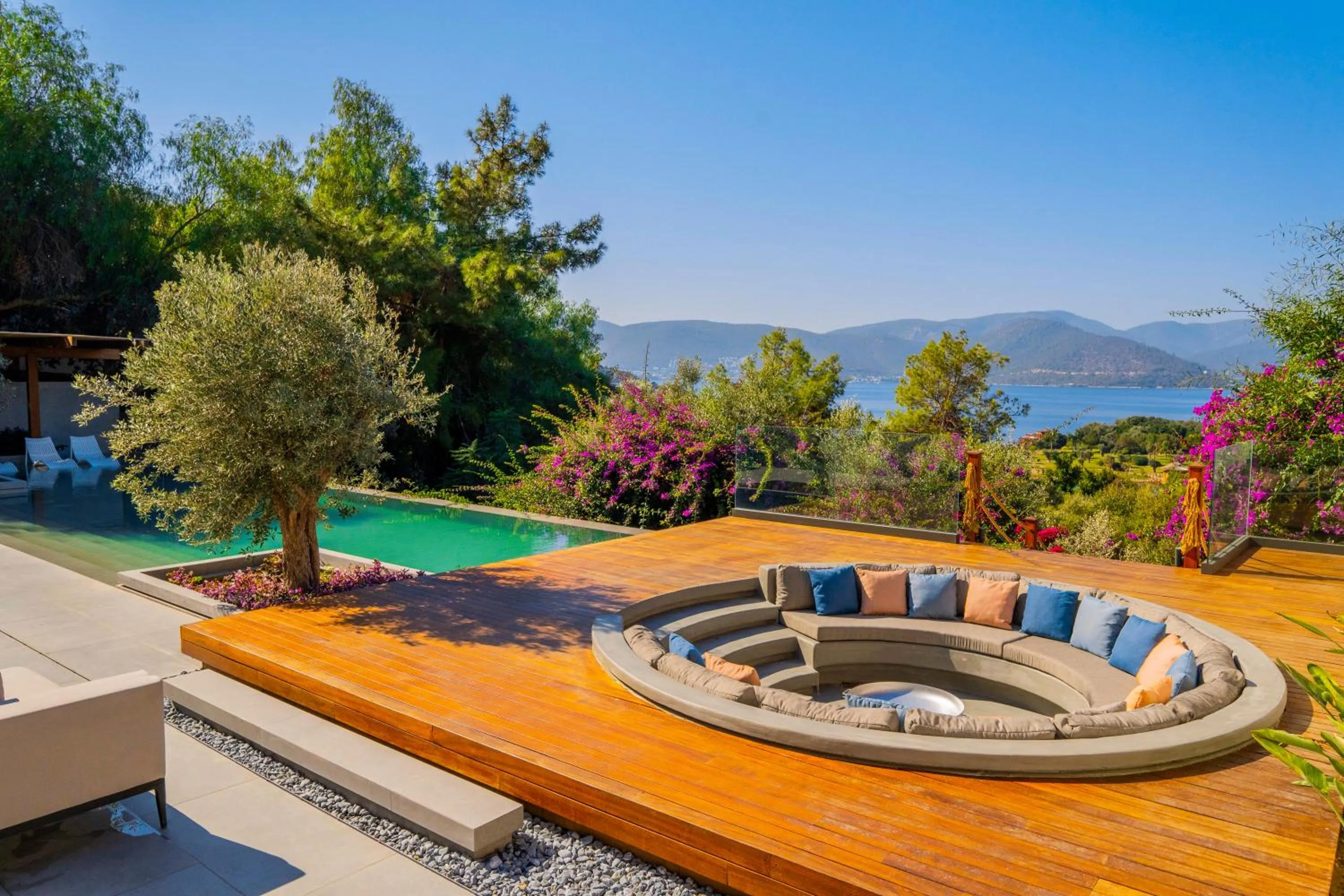 Swimming pool in Rixos Premium Bodrum