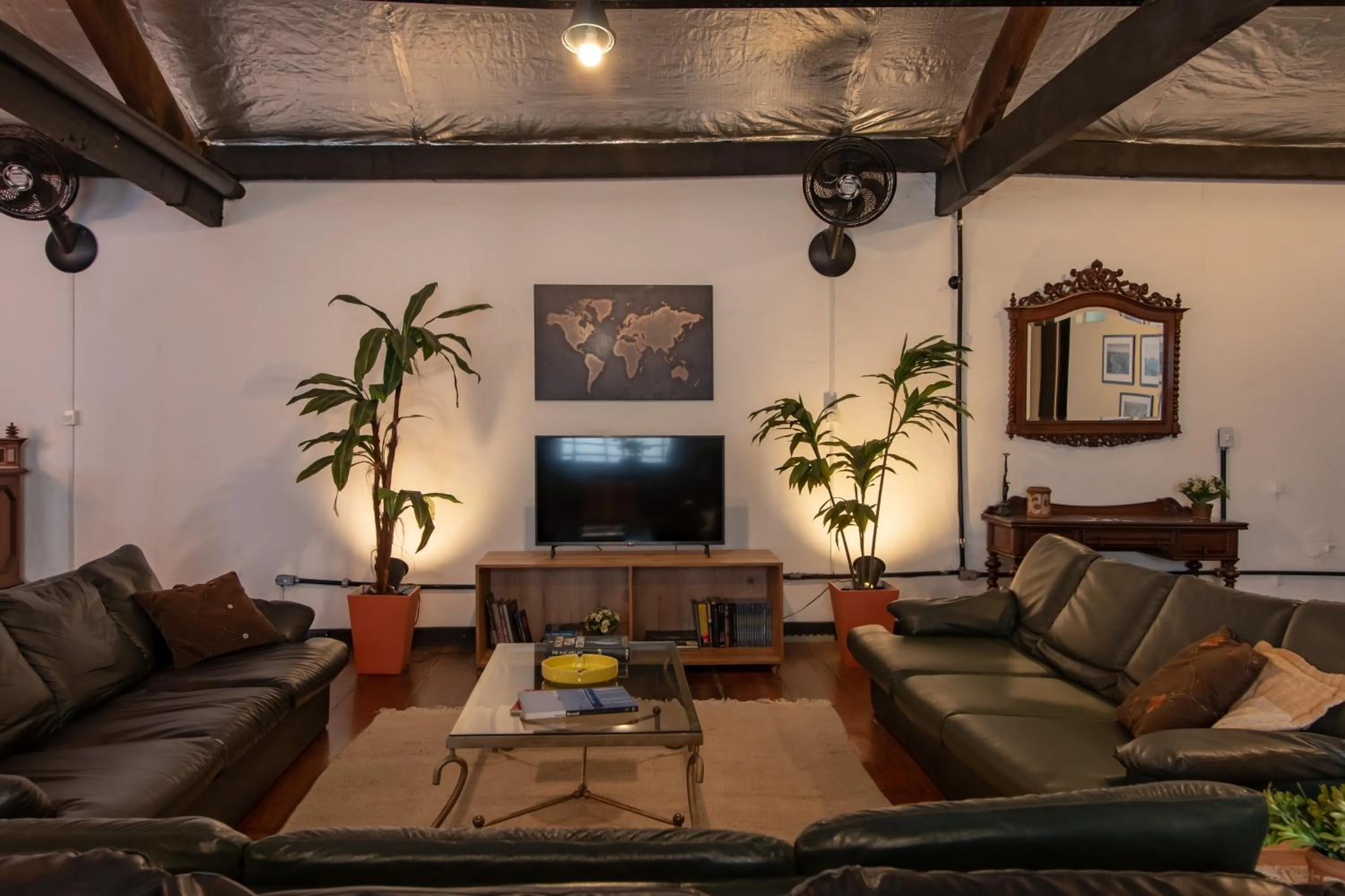 BH Studios Hotel Brás