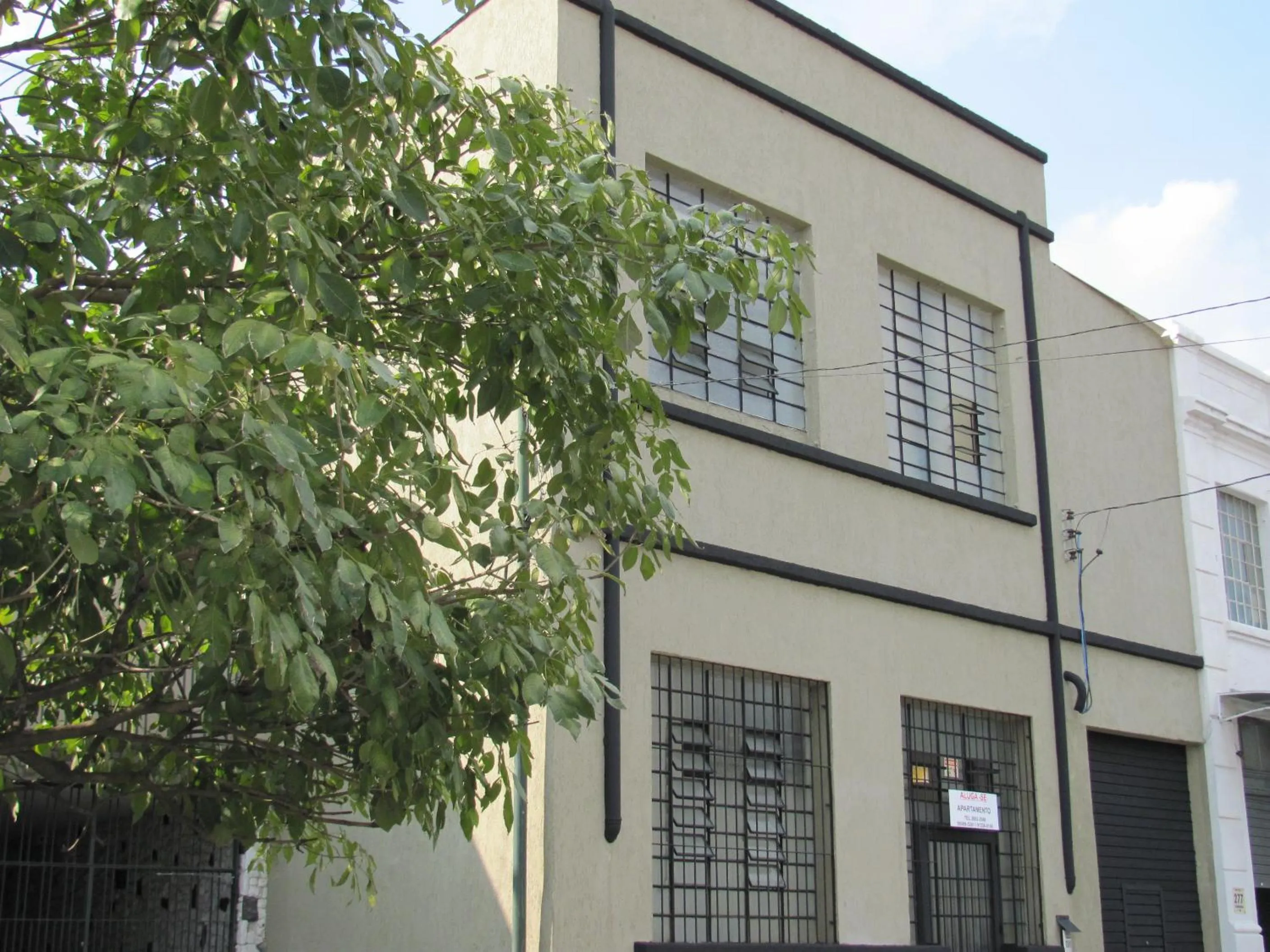 Facade/entrance in BH Studios Hotel Brás