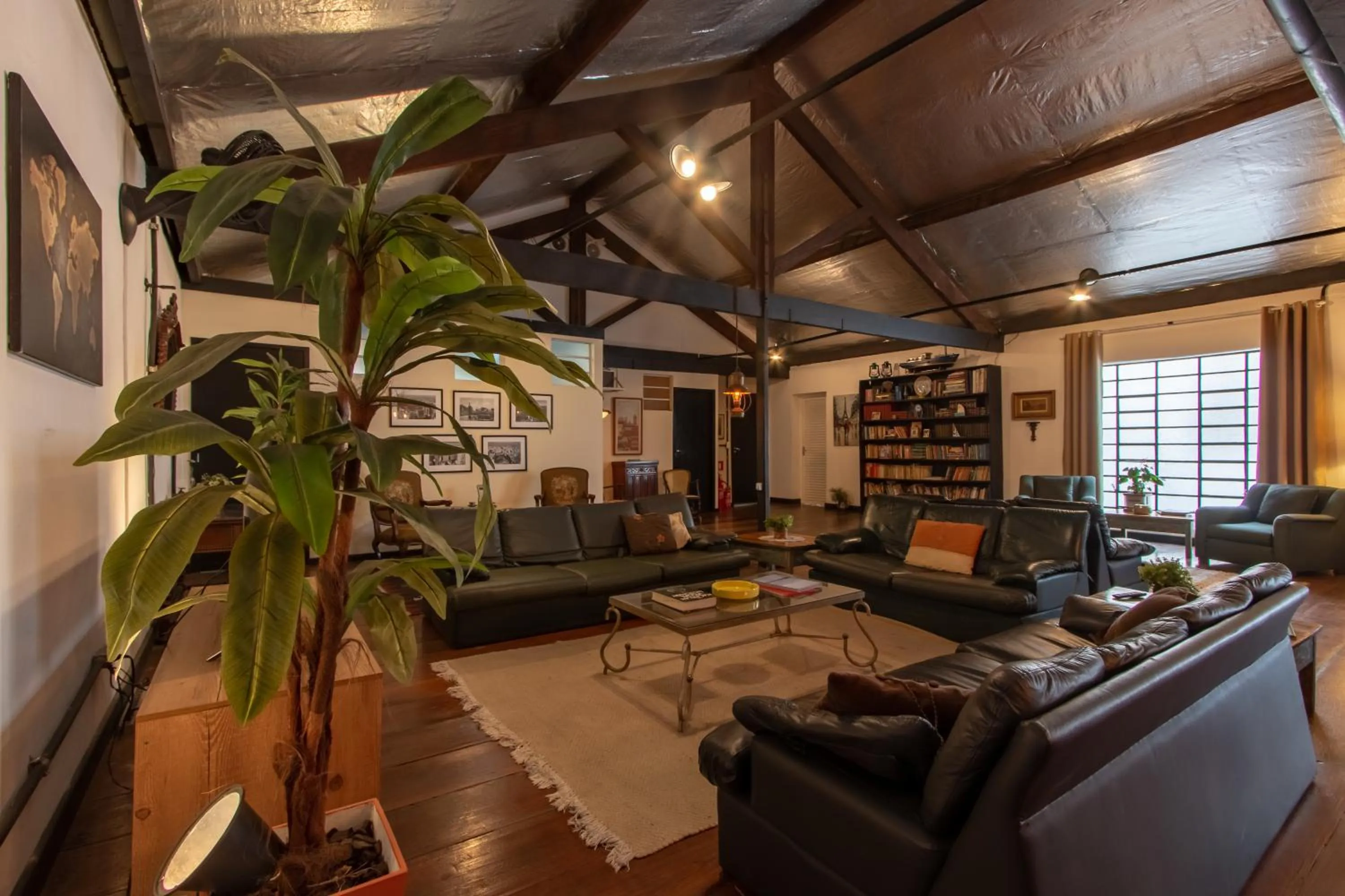 BH Studios Hotel Brás