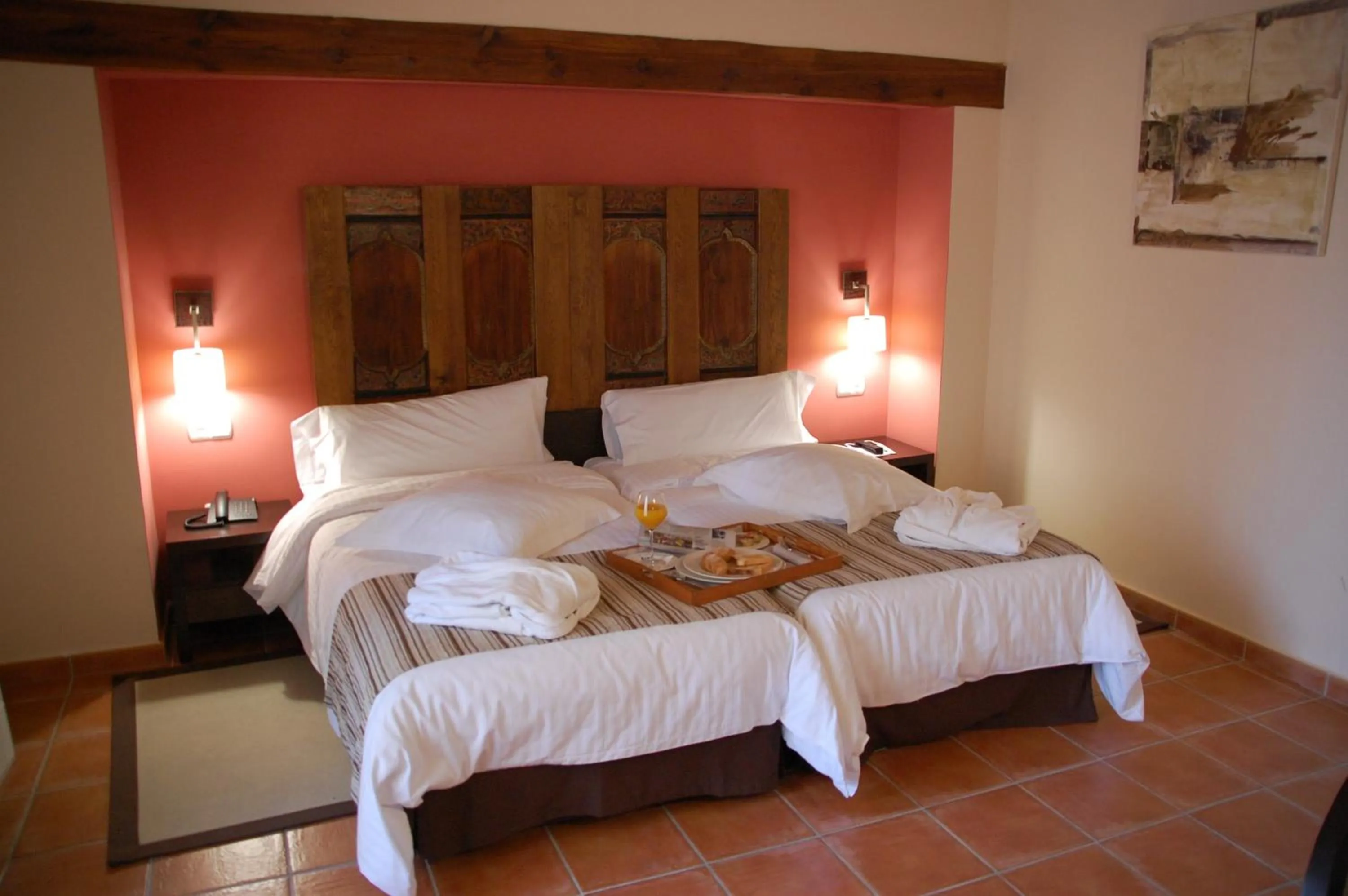 Bed in Hotel Convento Del Giraldo