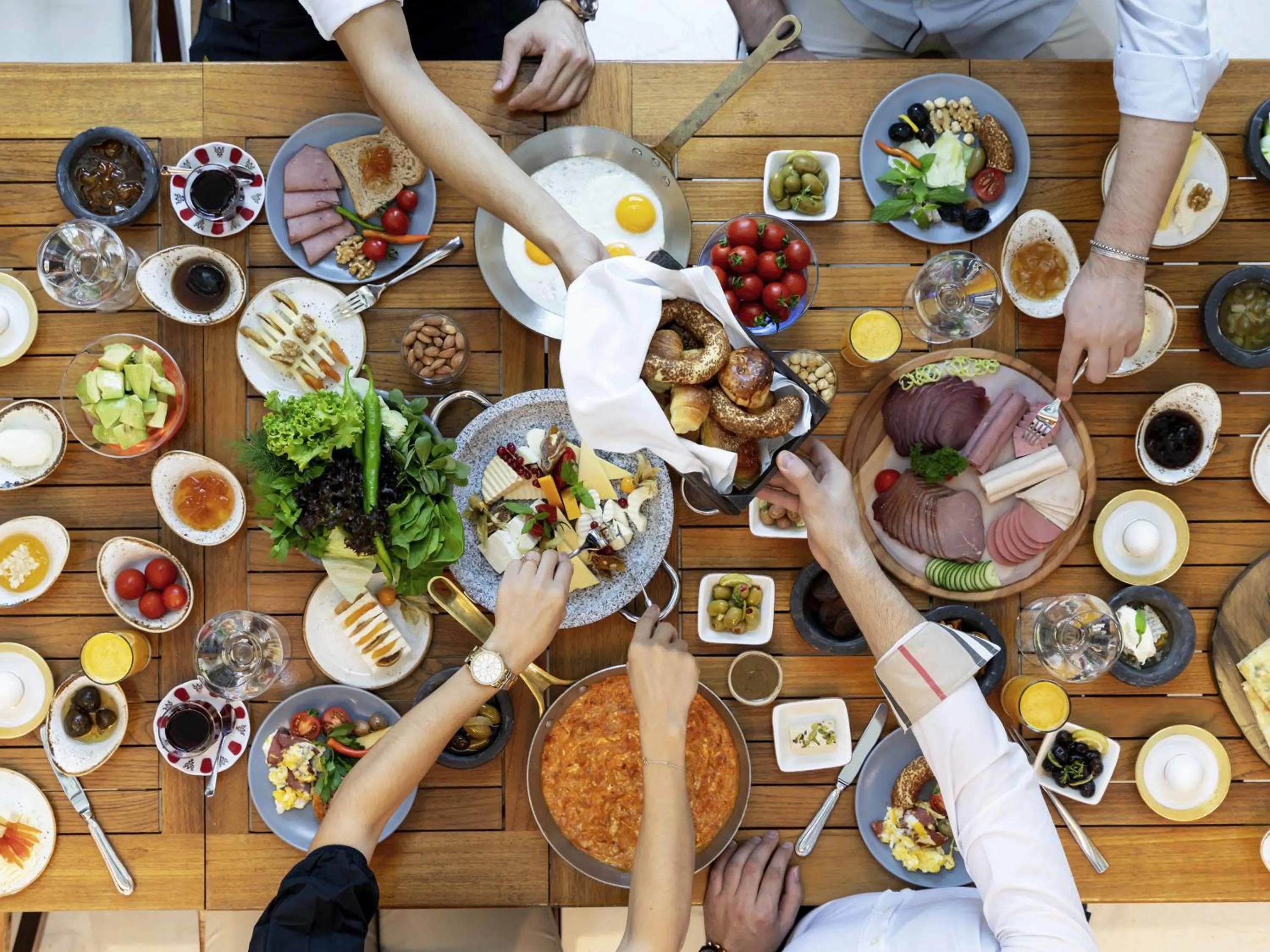 Breakfast in Rixos Sungate - The Land of Legends Access