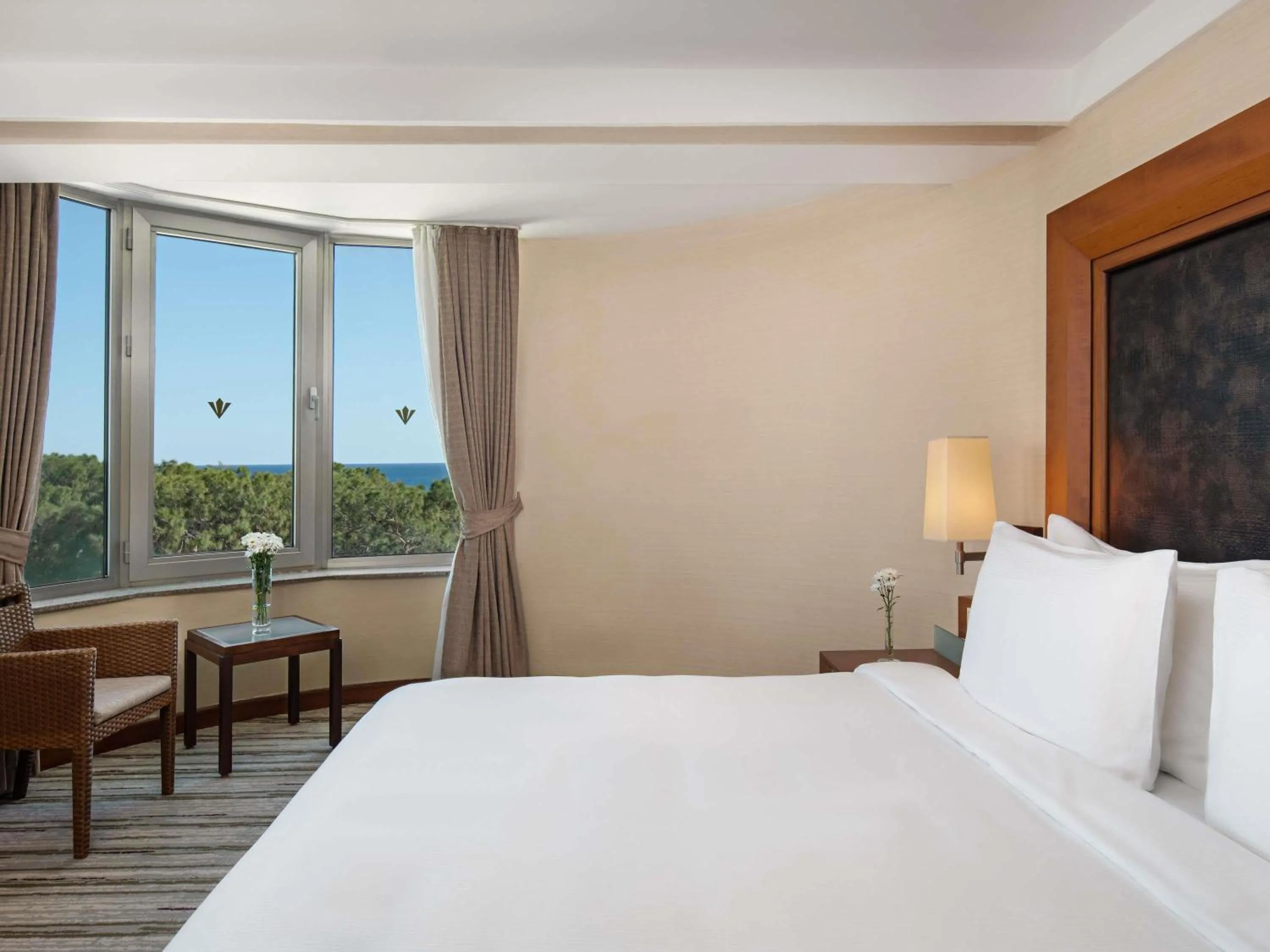 Bedroom, Bed in Rixos Sungate - The Land of Legends Access