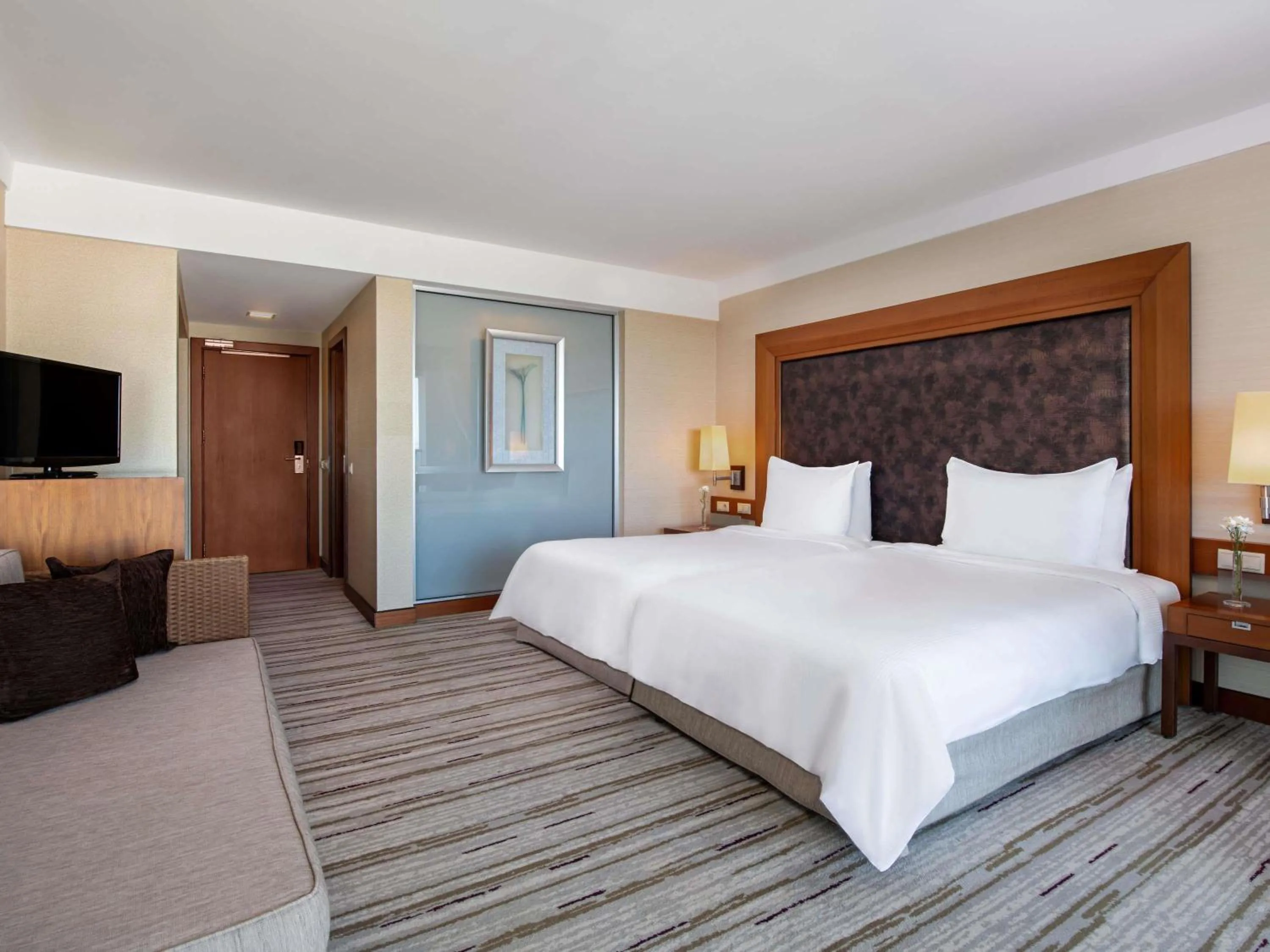 Bedroom, Bed in Rixos Sungate - The Land of Legends Access