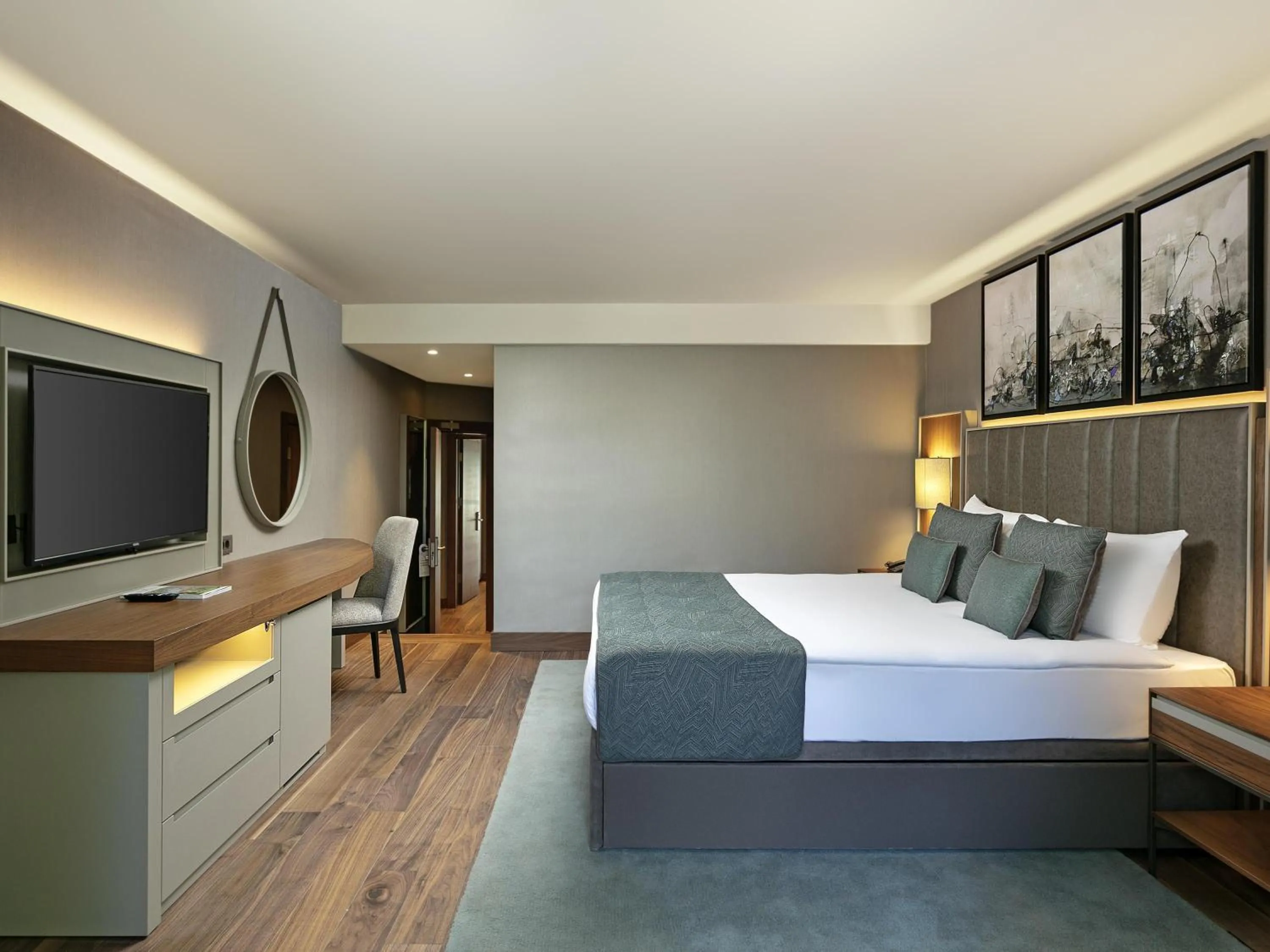 Bedroom, Bed in Rixos Sungate - The Land of Legends Access