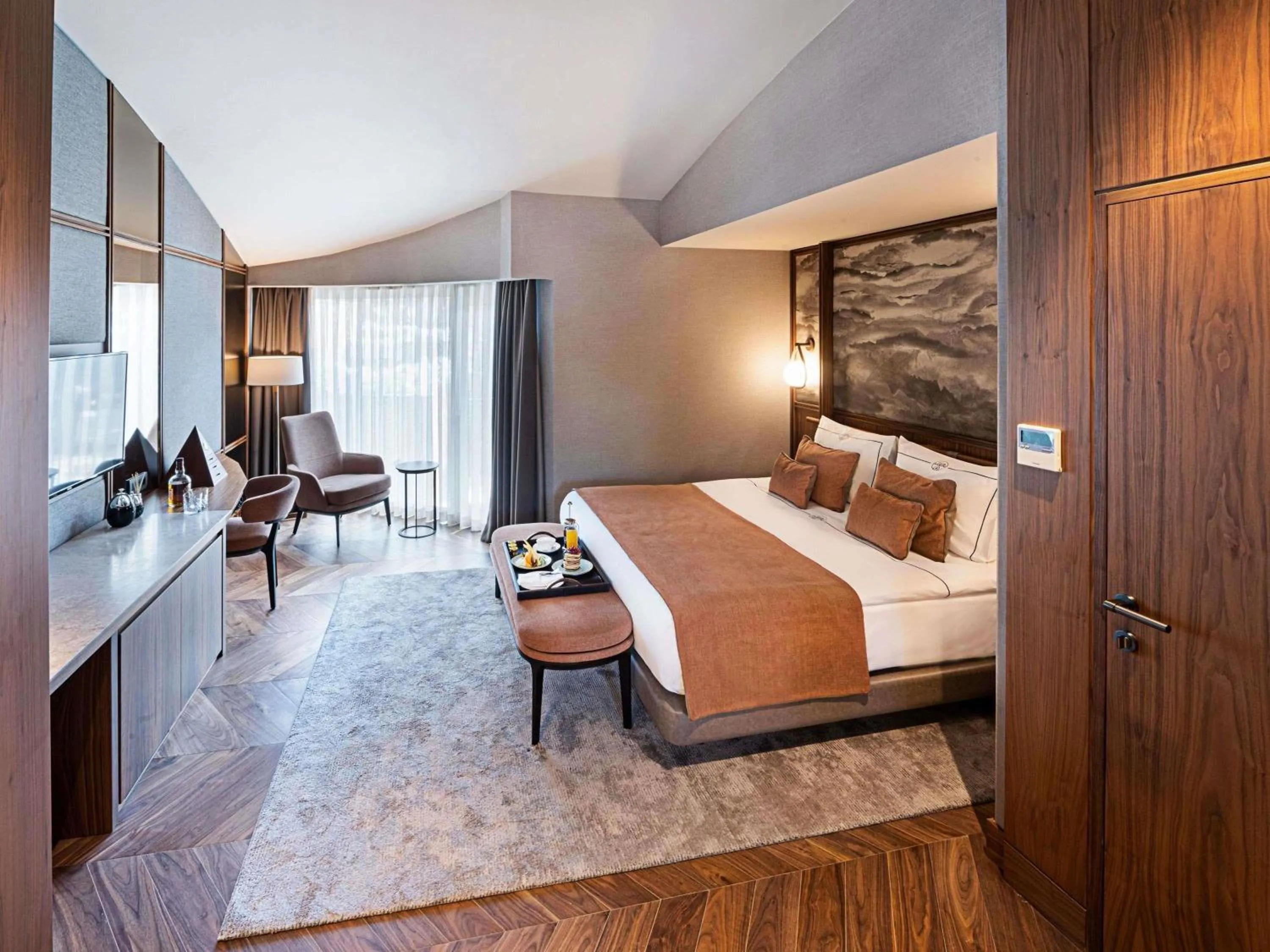Bedroom, Bed in Rixos Sungate - The Land of Legends Access