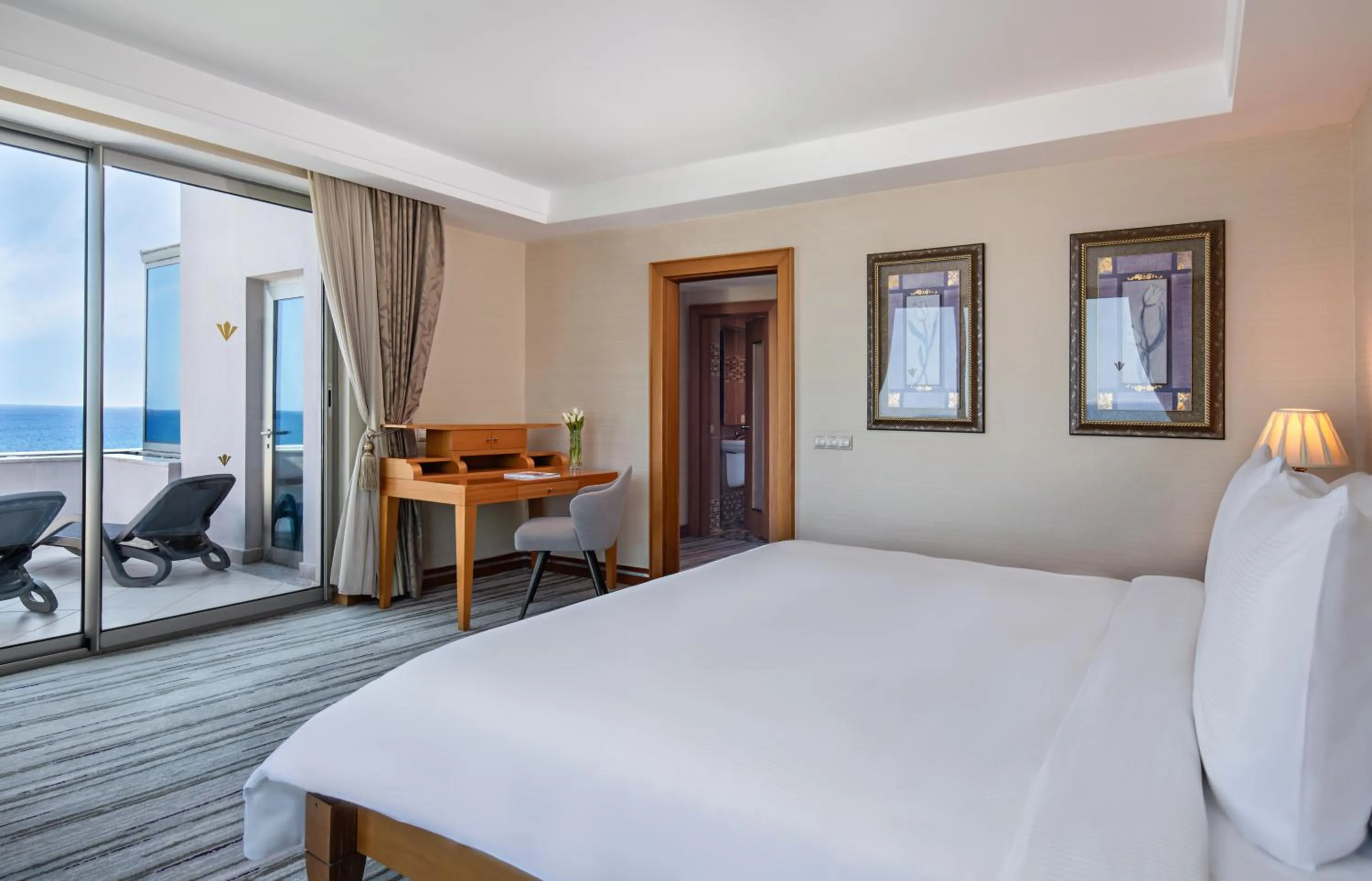 Bed in Rixos Sungate - The Land of Legends Access
