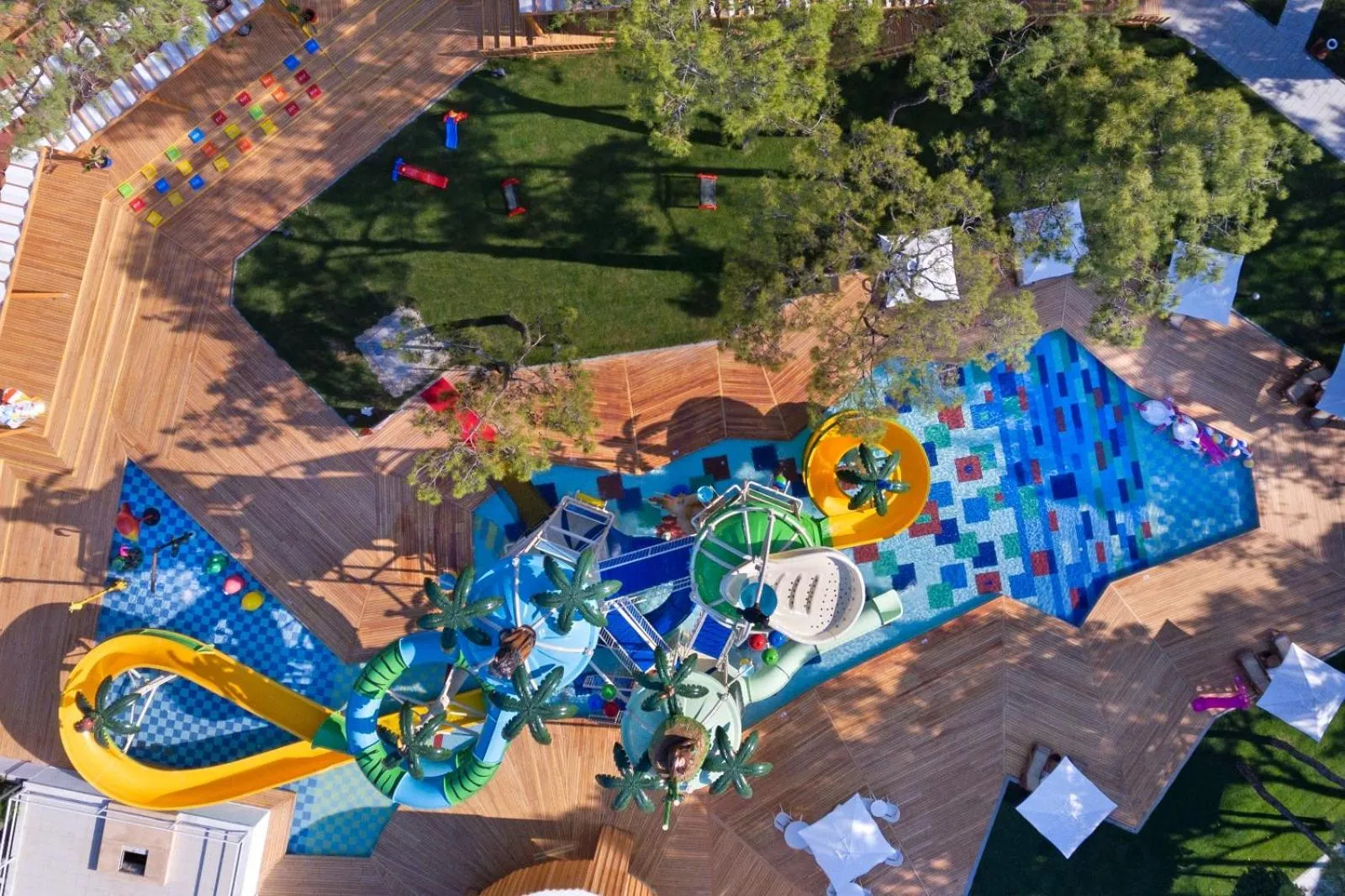 Aqua park in Rixos Sungate - The Land of Legends Access