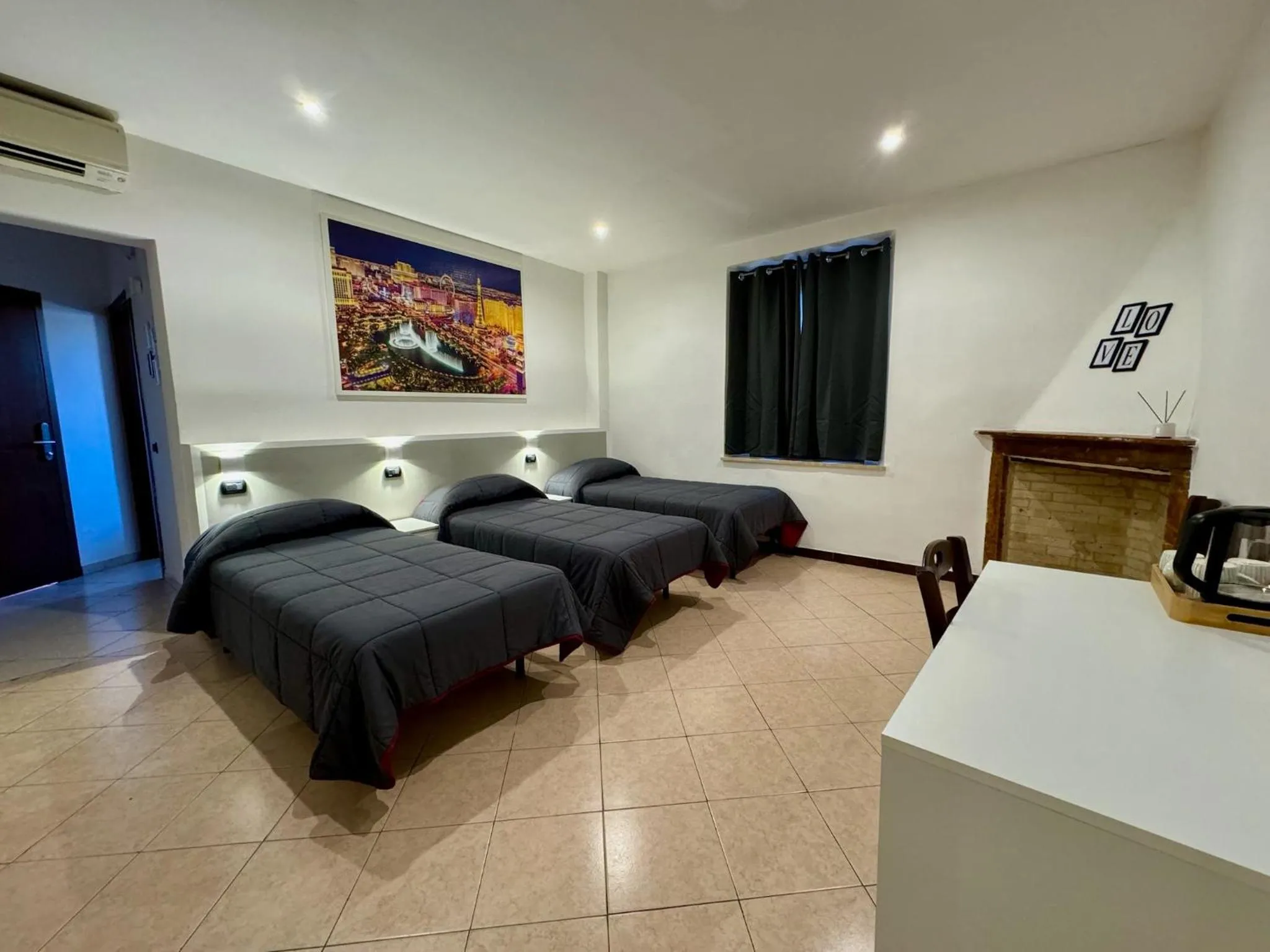 Bedroom, Bed in Hotel Duca di Tromello