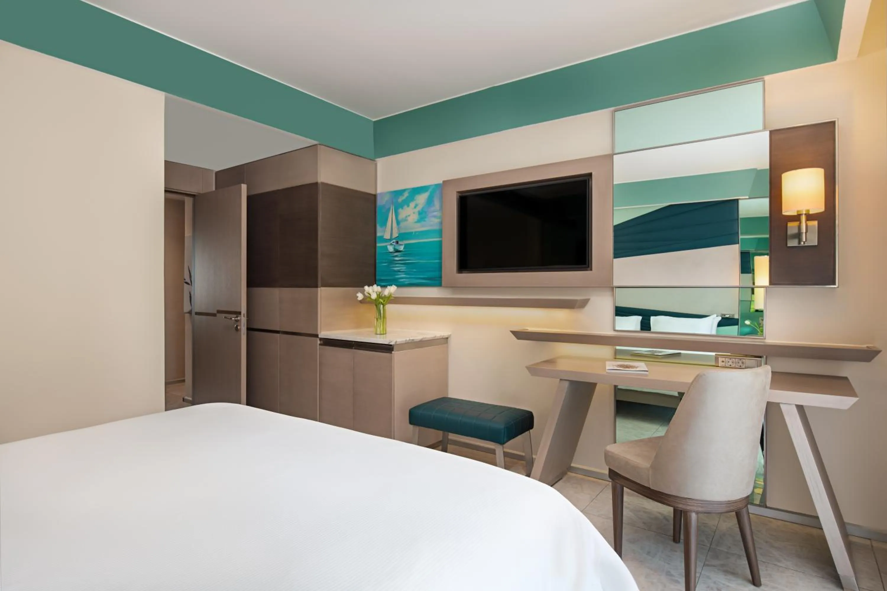 Bed in Rixos Premium Tekirova - The Land of Legends Access