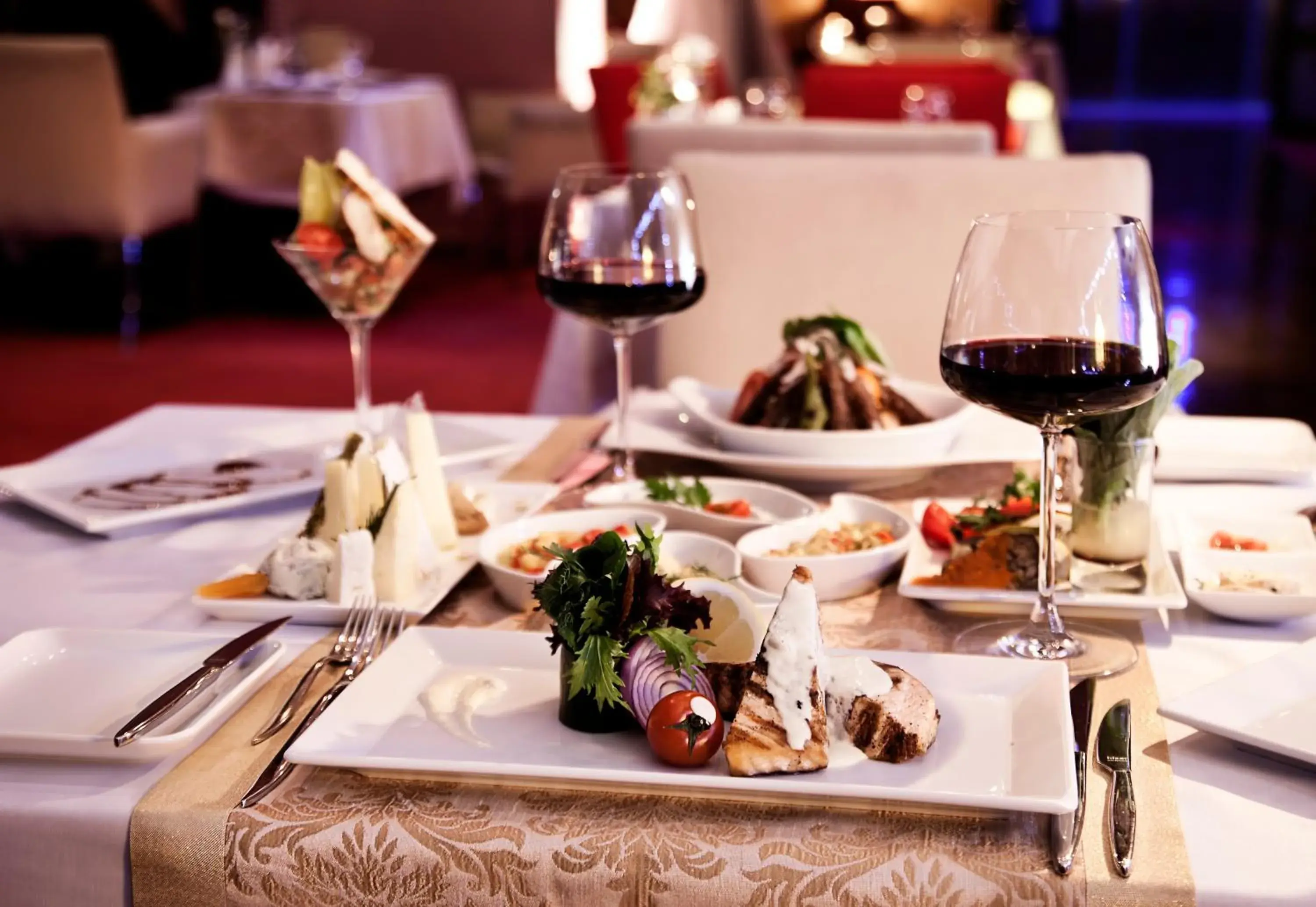 Restaurant/places to eat in Grand Hotel Konya Restaurant/places to eat in Grand Hotel Konya