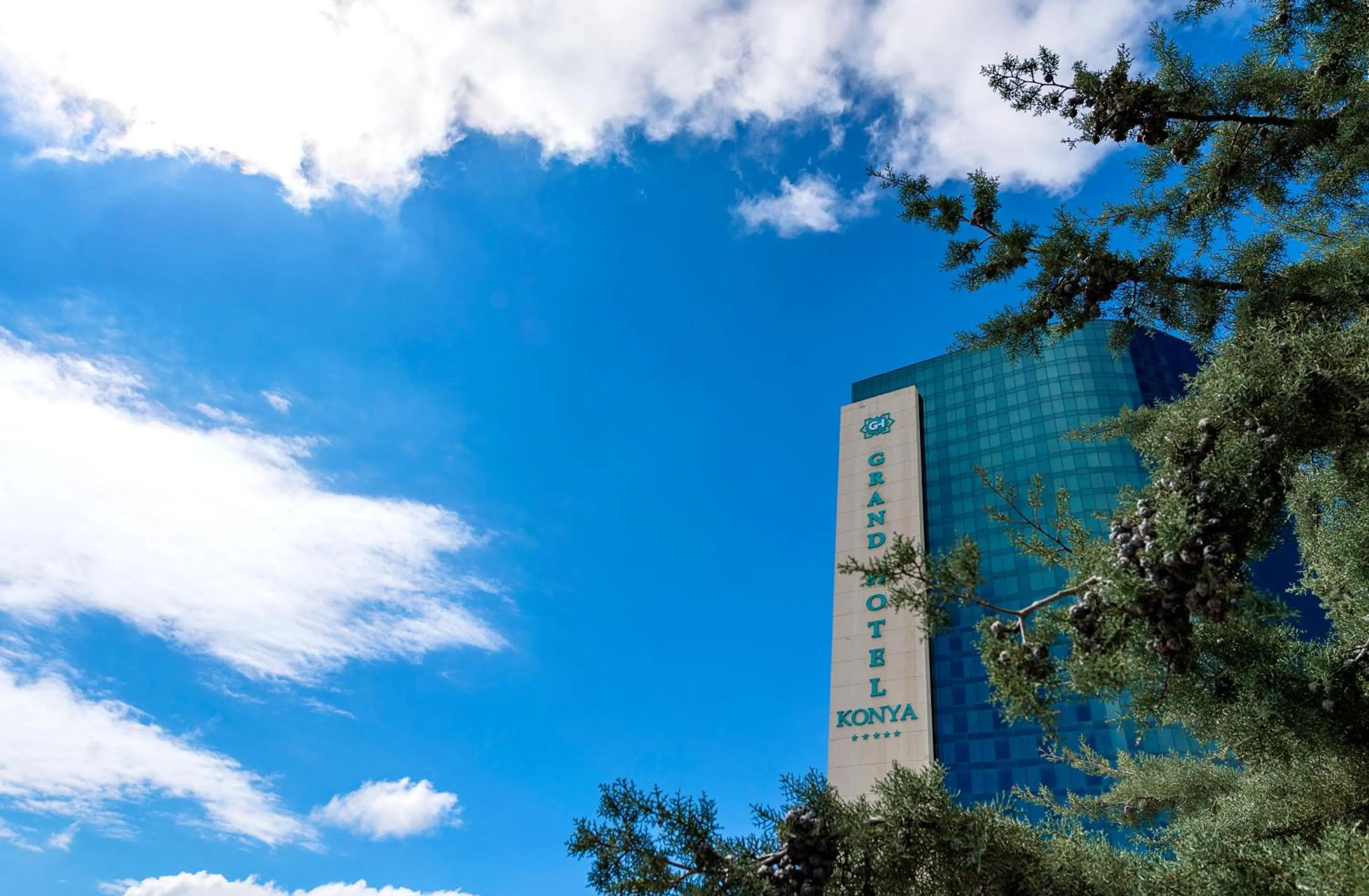 Facade/entrance in Grand Hotel Konya