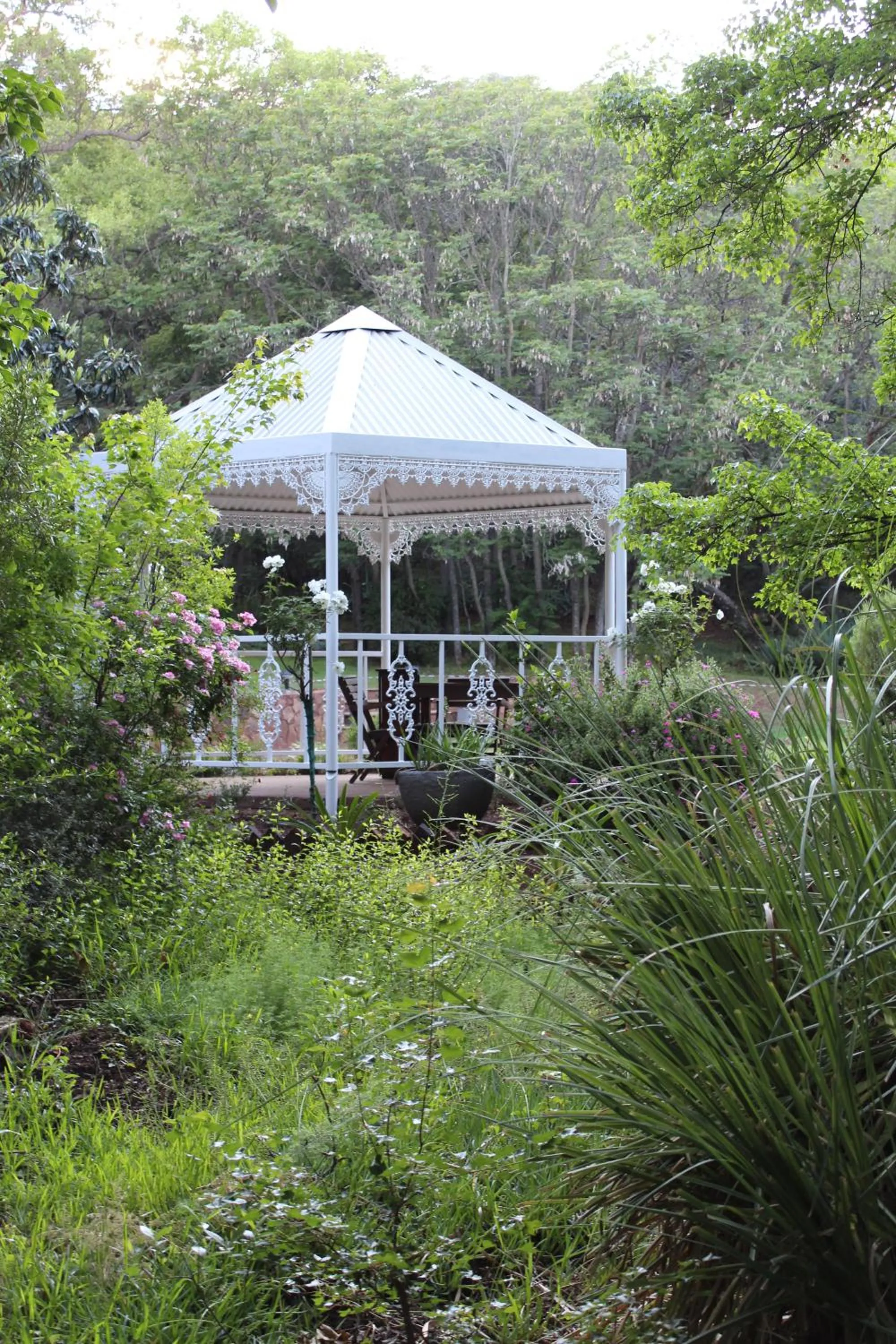 Property building in Whispering Pines Country Estate