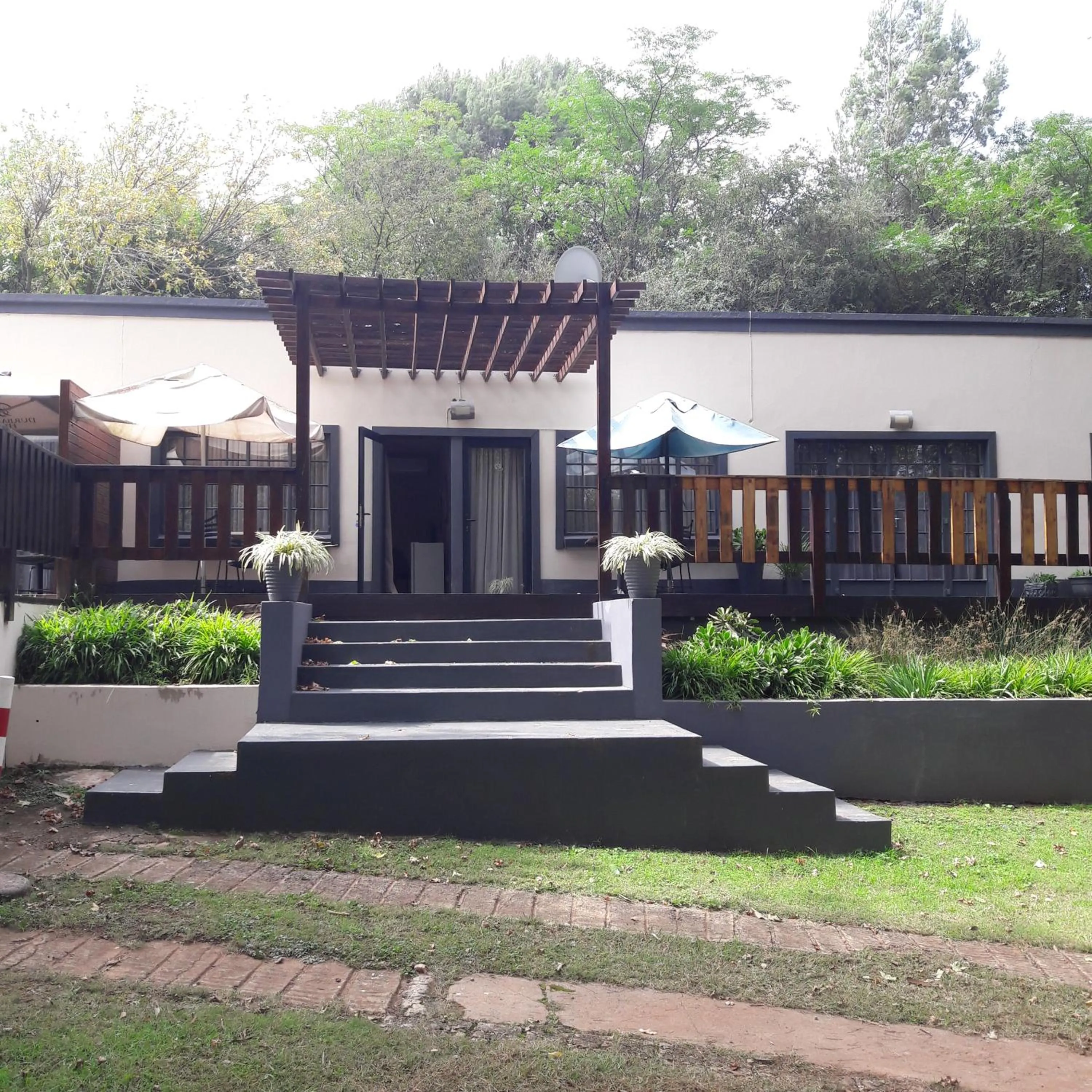 Garden view in Whispering Pines Country Estate