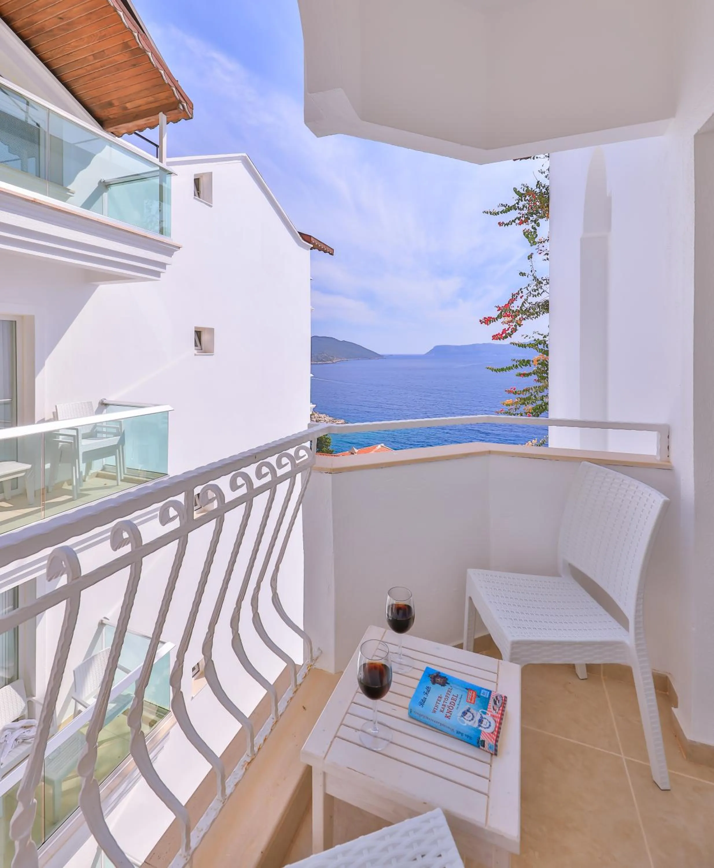 Balcony/Terrace in Belinda Hotel